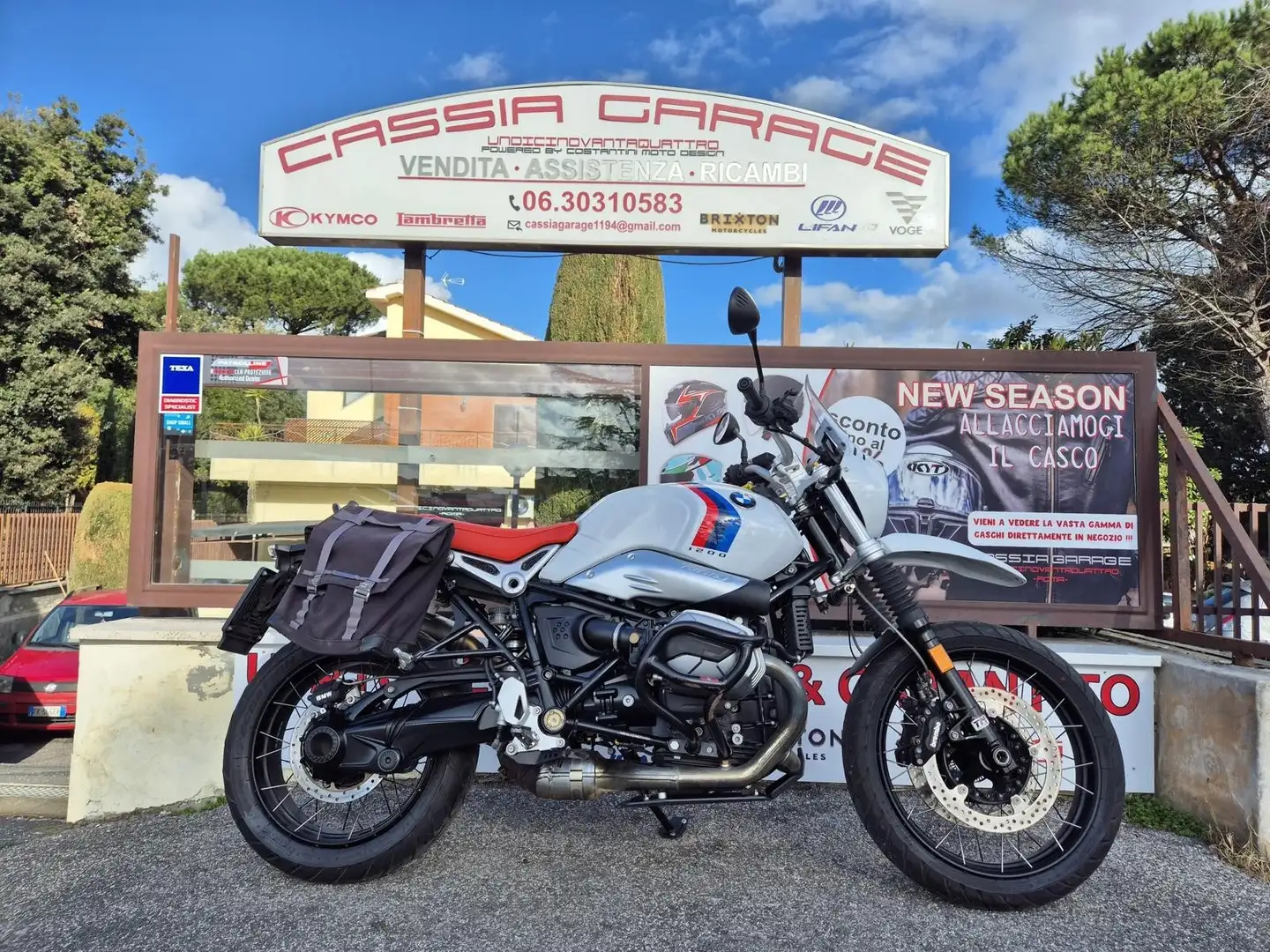 BMW R nineT Urban GS White - 1