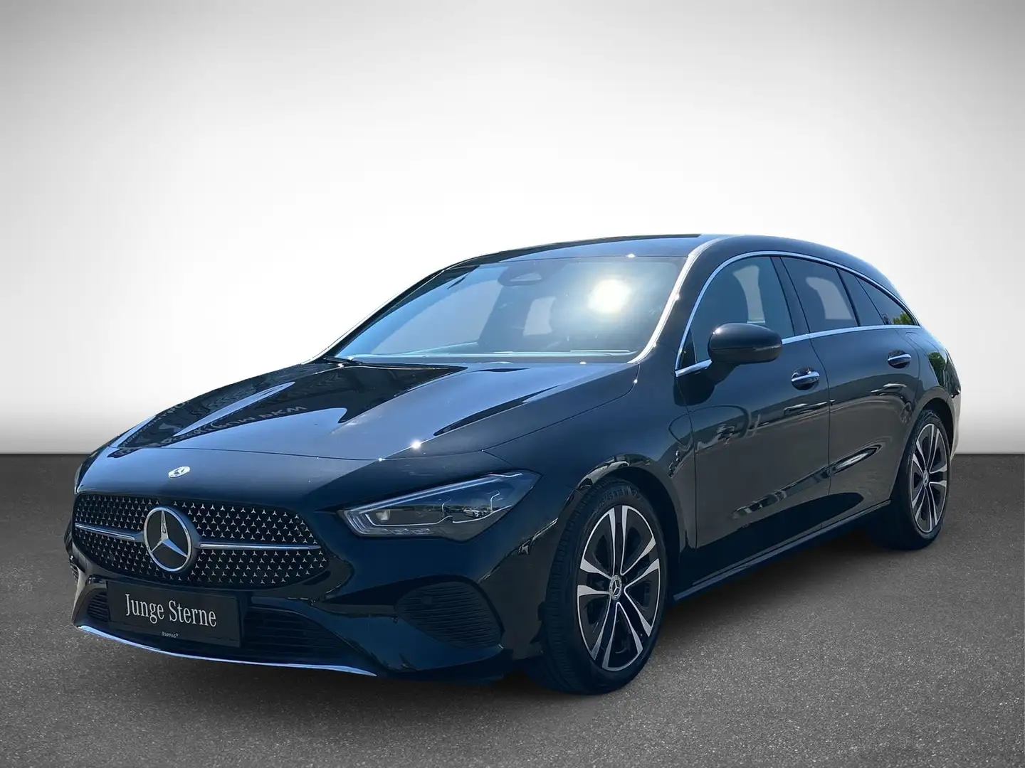 Mercedes-Benz CLA 200 d Shooting Brake Österreich-Edition PTS Schwarz - 2