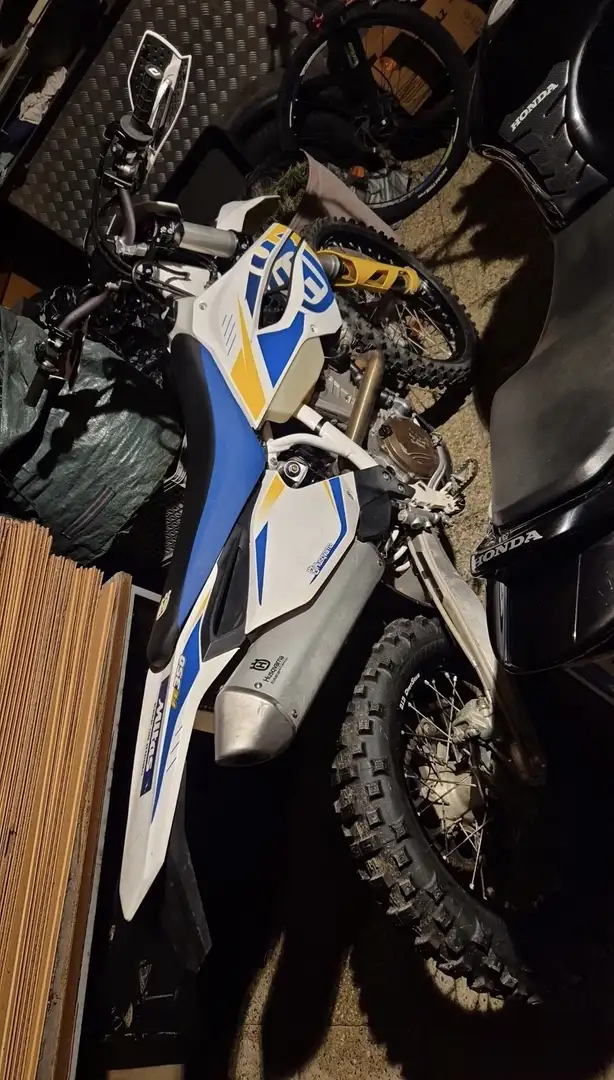 Husqvarna FE 350 Fehér - 2