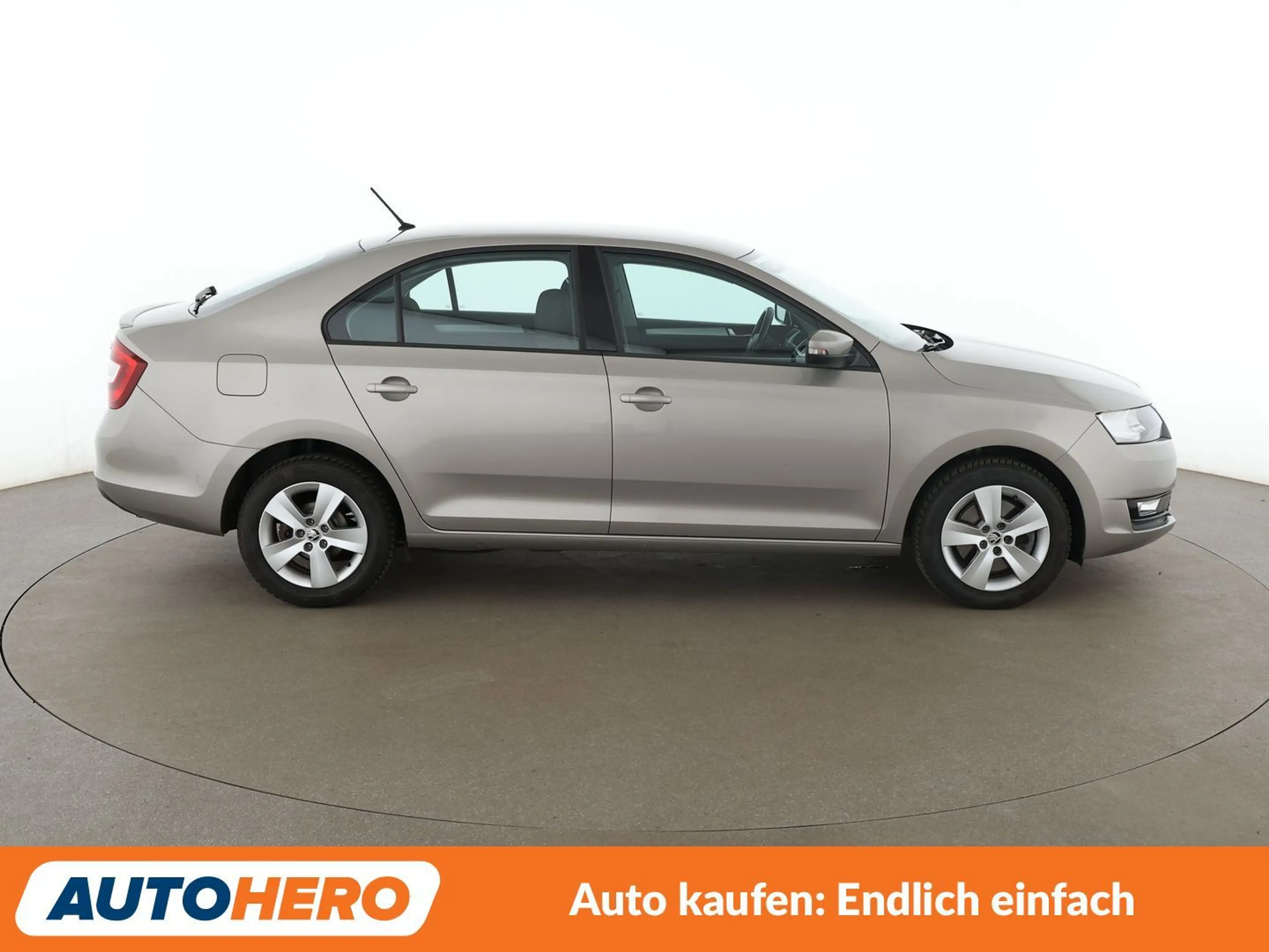 Skoda Rapid/Spaceback 1.4 TSI Ambition Aut.*TEMPOMAT*PDC*SHZ* — photo 7