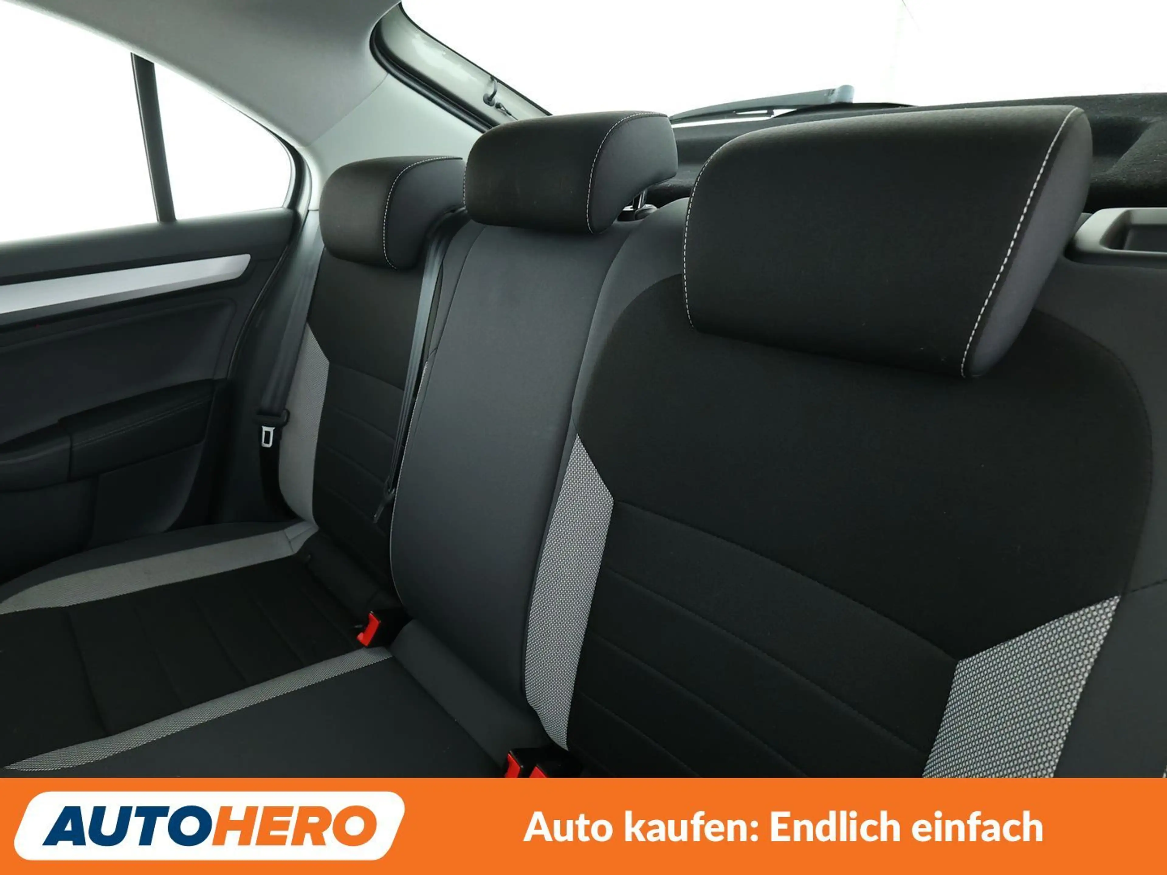 Skoda Rapid/Spaceback 1.4 TSI Ambition Aut.*TEMPOMAT*PDC*SHZ* — photo 14