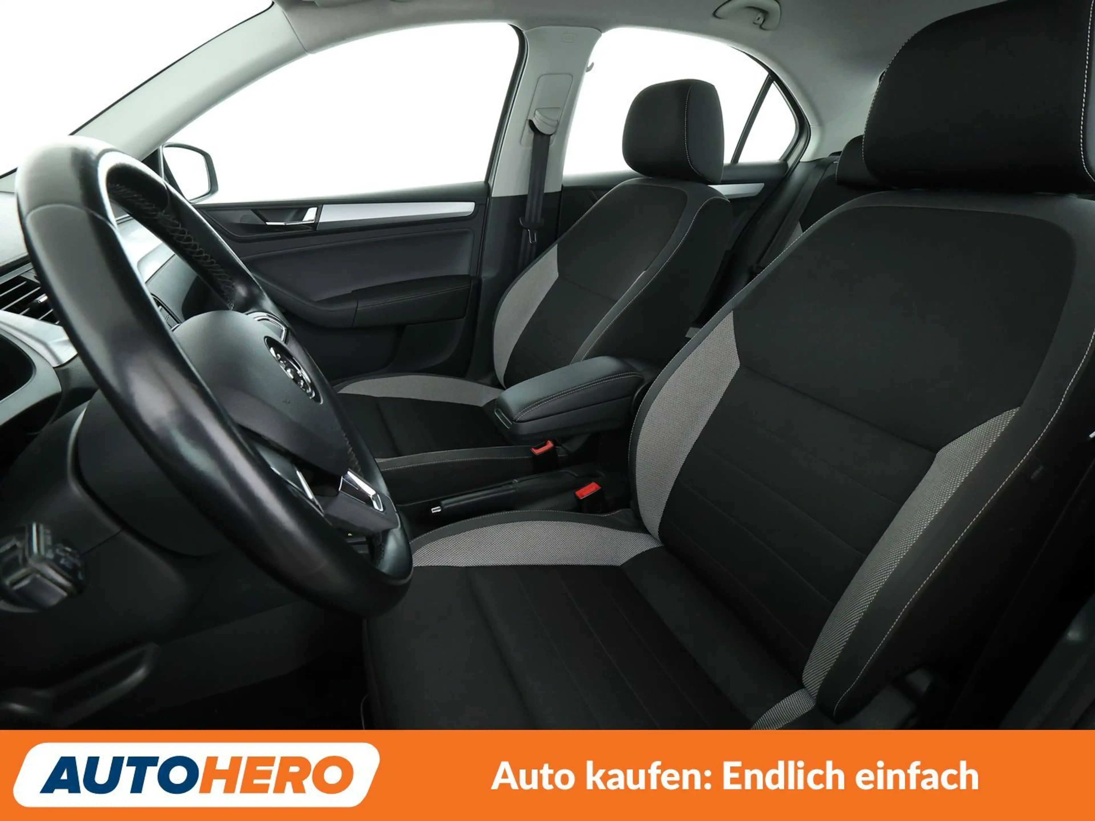 Skoda Rapid/Spaceback 1.4 TSI Ambition Aut.*TEMPOMAT*PDC*SHZ* — photo 10