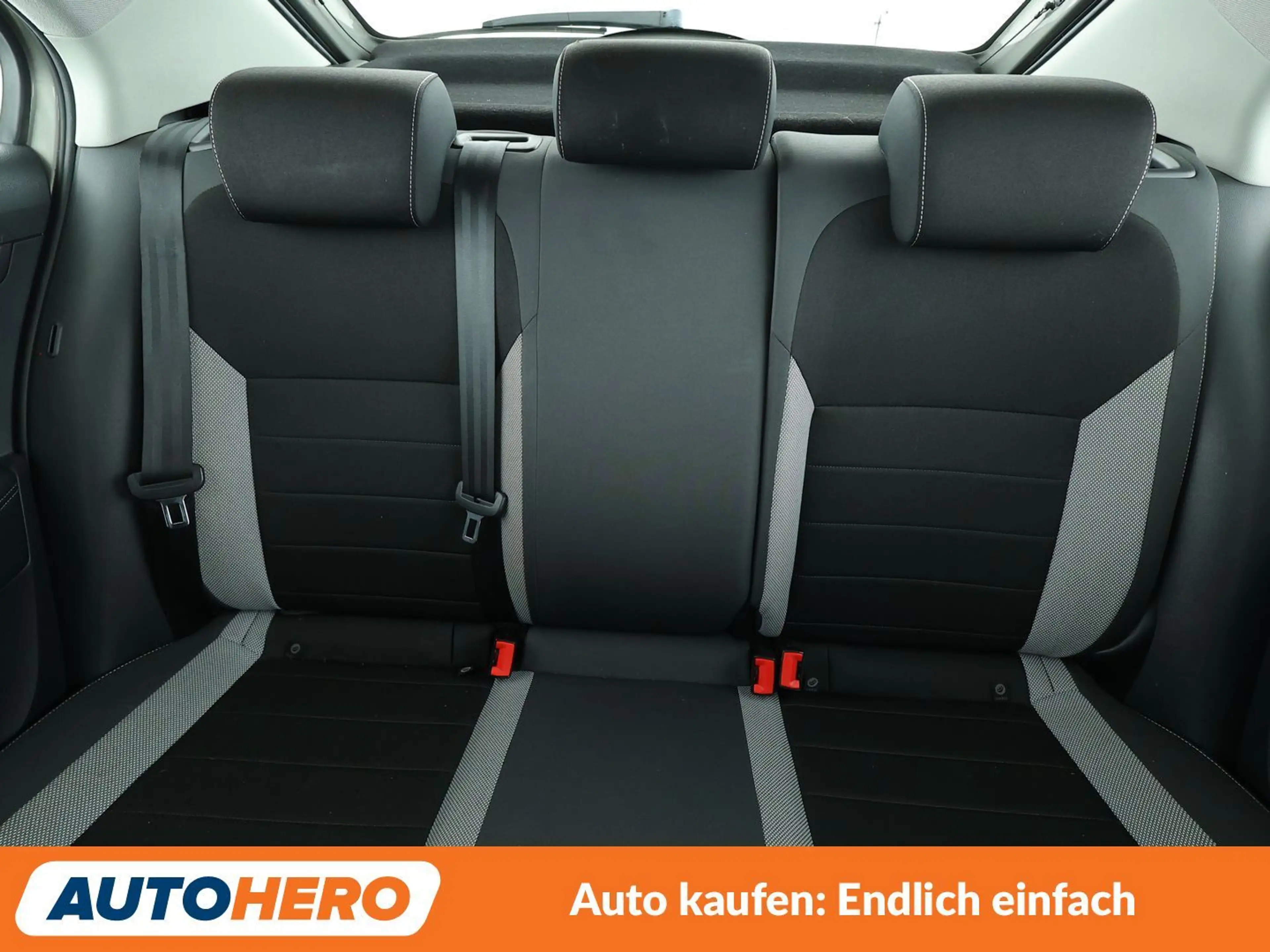 Skoda Rapid/Spaceback 1.4 TSI Ambition Aut.*TEMPOMAT*PDC*SHZ* — photo 15