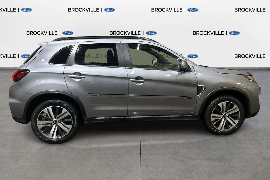 2022 Mitsubishi RVR GT  | AWD Heated Leather Sunroof BackUp Cam — снимка 1