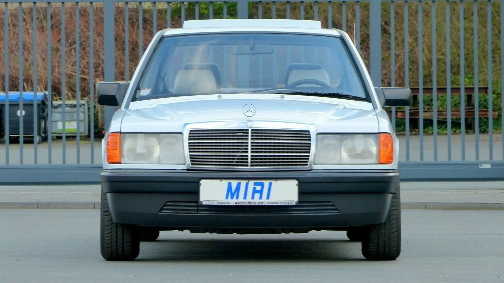 Mercedes-Benz 190 D 2.0 *H-Kennzeichen*ORIGINAL ZUSTAND Weiß - 2