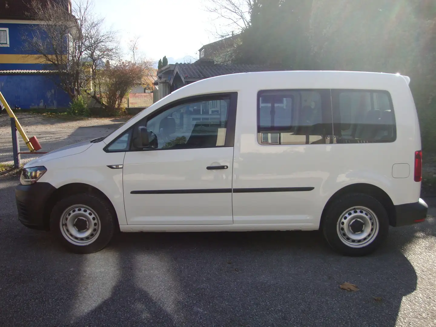 Volkswagen Caddy Kombi BMT 7 Sitzer Blanc - 2