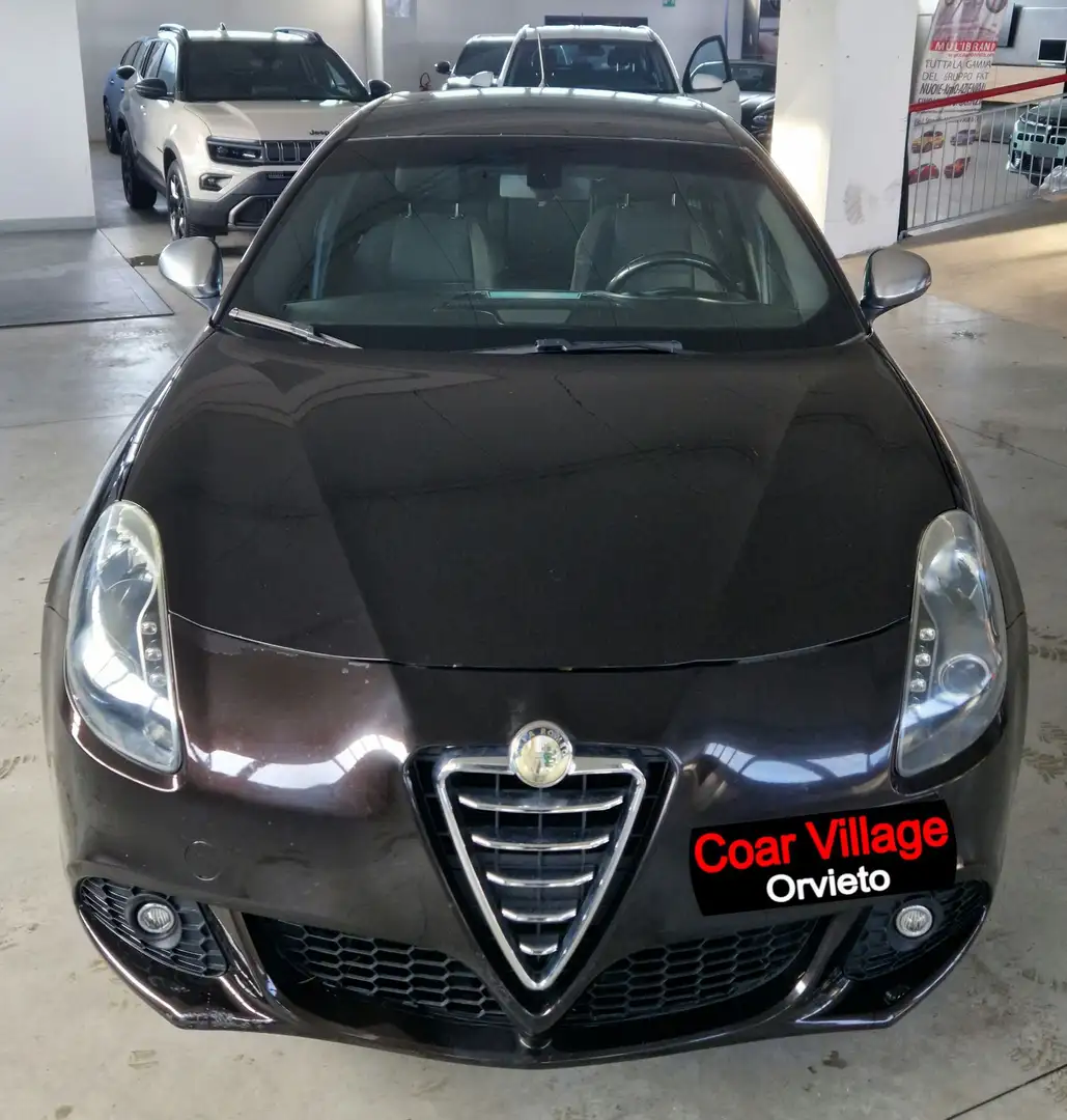 Alfa Romeo Giulietta Giulietta 2.0 jtdm(2) Distinctive 140cv Schwarz - 2