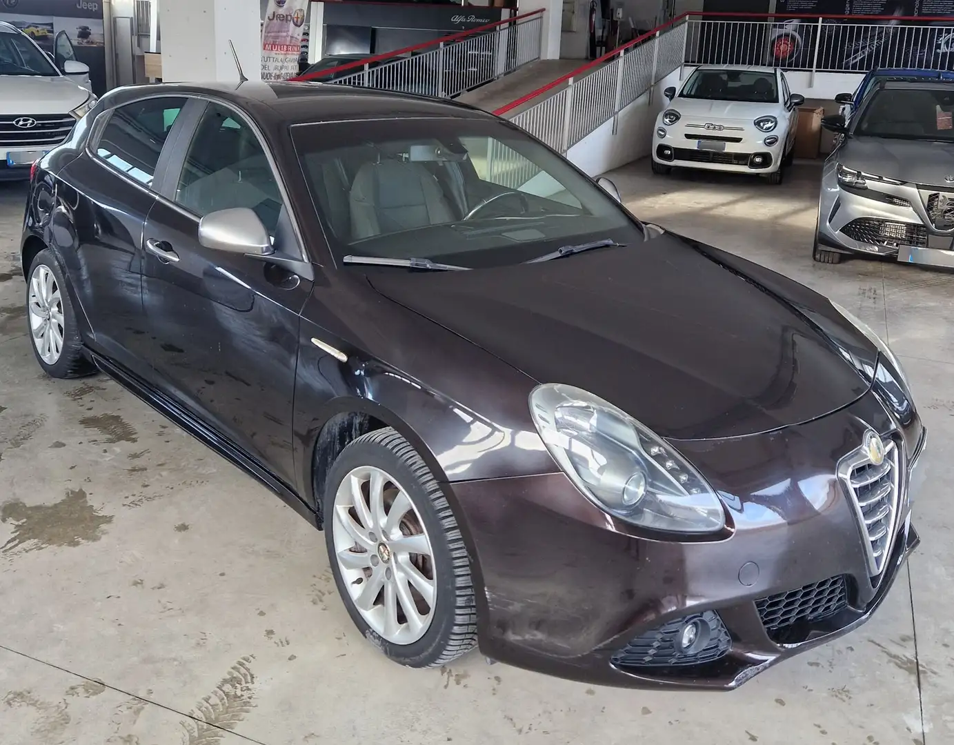 Alfa Romeo Giulietta Giulietta 2.0 jtdm(2) Distinctive 140cv Schwarz - 1