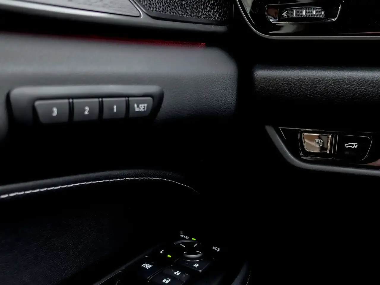 Lexus NX photo Lexus NX