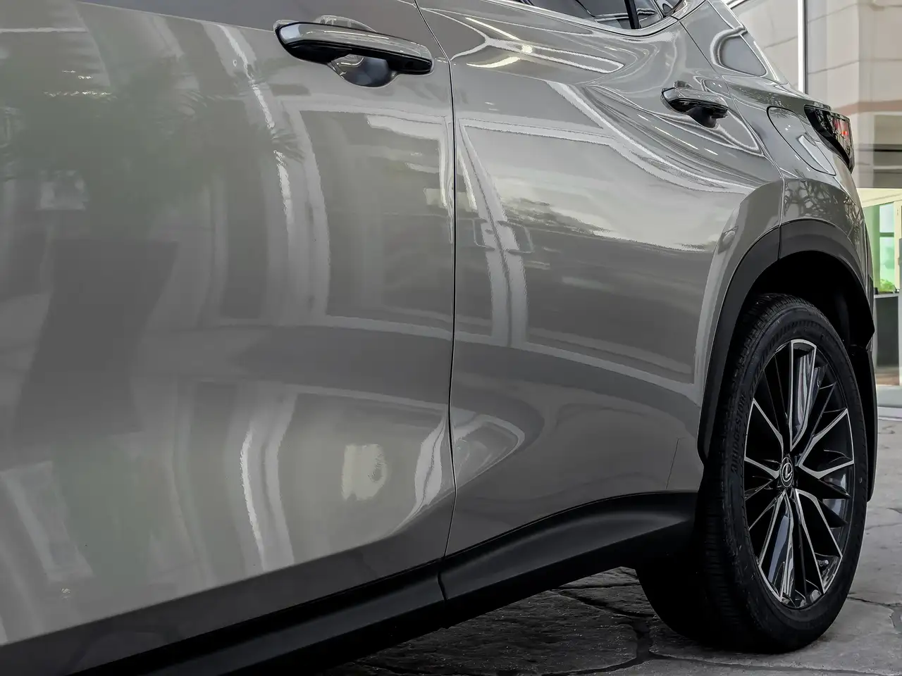 Lexus NX photo Lexus NX