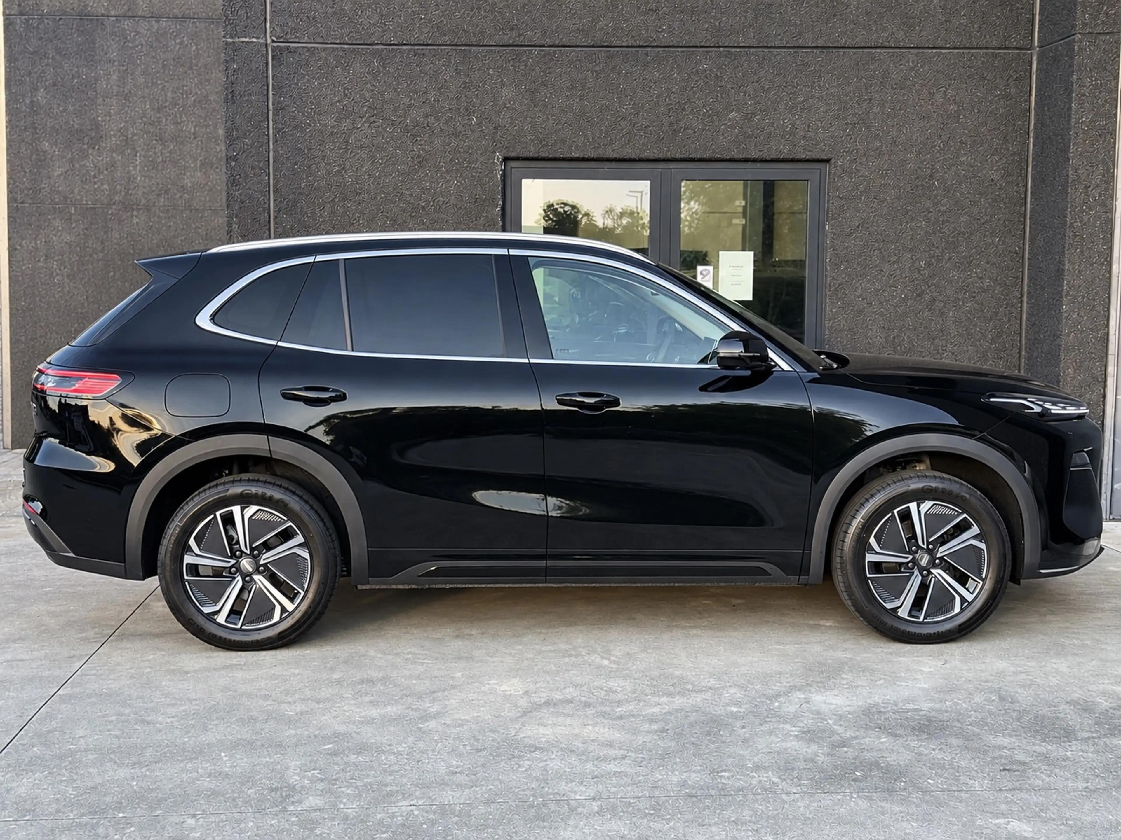 Geely Starray EM-i PRO PHEV - 360° Camera - Keyless - DRIVING PROTECTION — photo 4