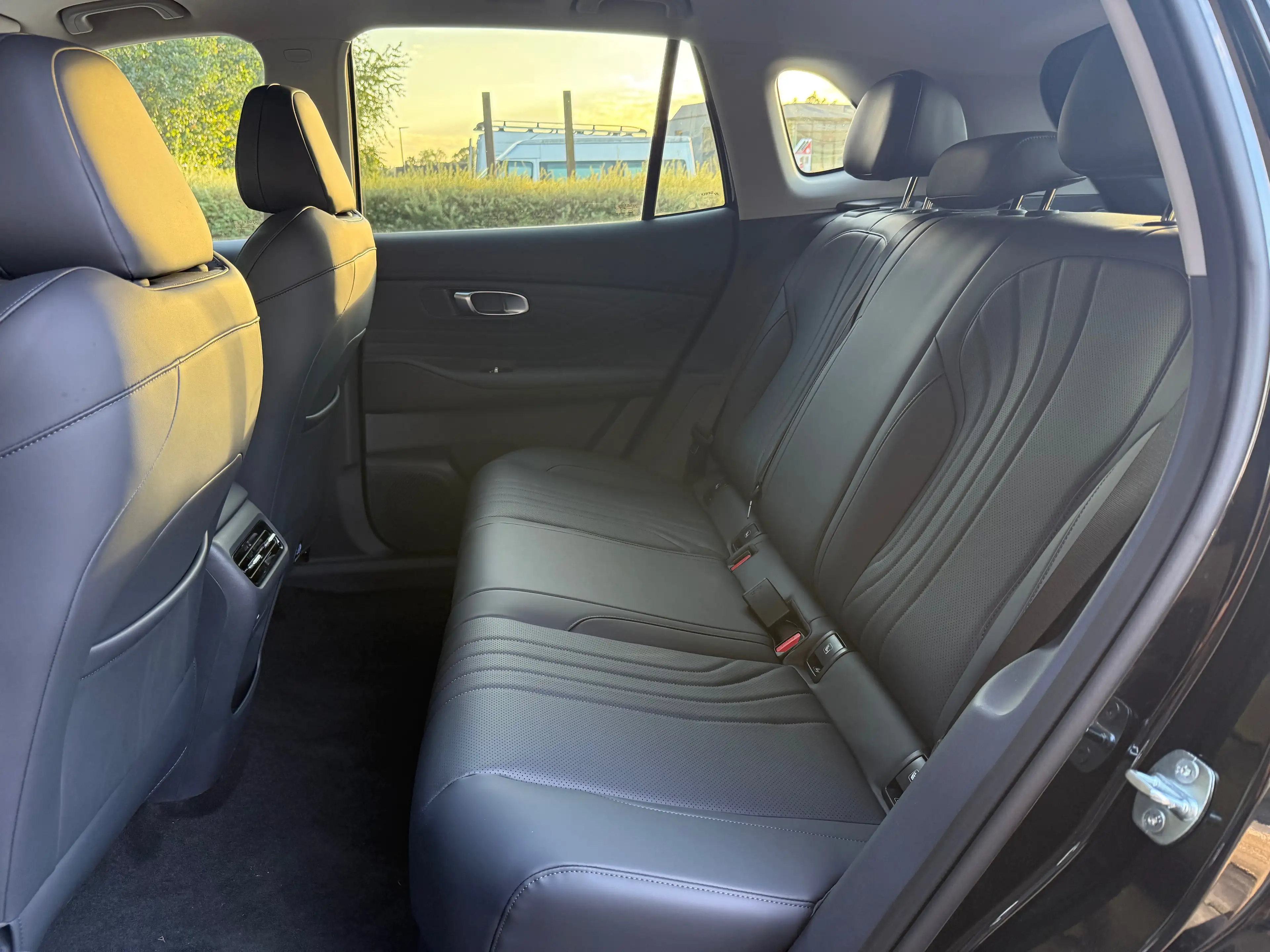 Geely Starray EM-i PRO PHEV - 360° Camera - Keyless - DRIVING PROTECTION — photo 15