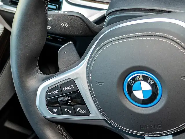 BMW X5 view 15