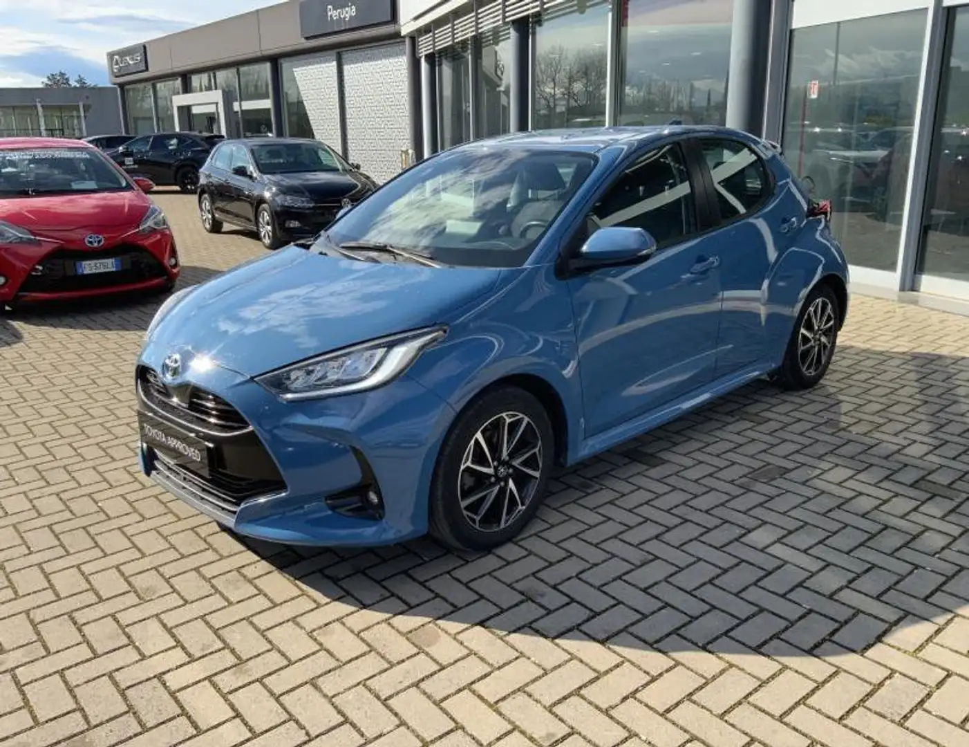 Toyota Yaris 4ª serie 1.5 Hybrid 5 porte Trend Blu/Azzurro - 1
