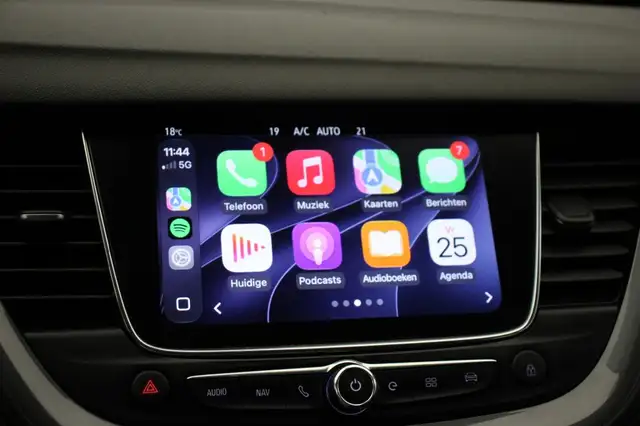 Opel Grandland X view 6