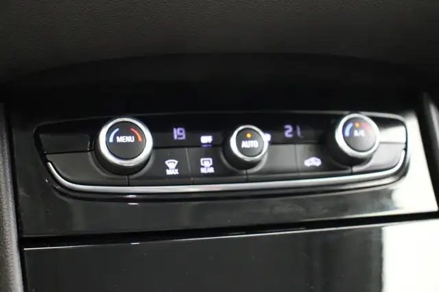 Opel Grandland X view 9