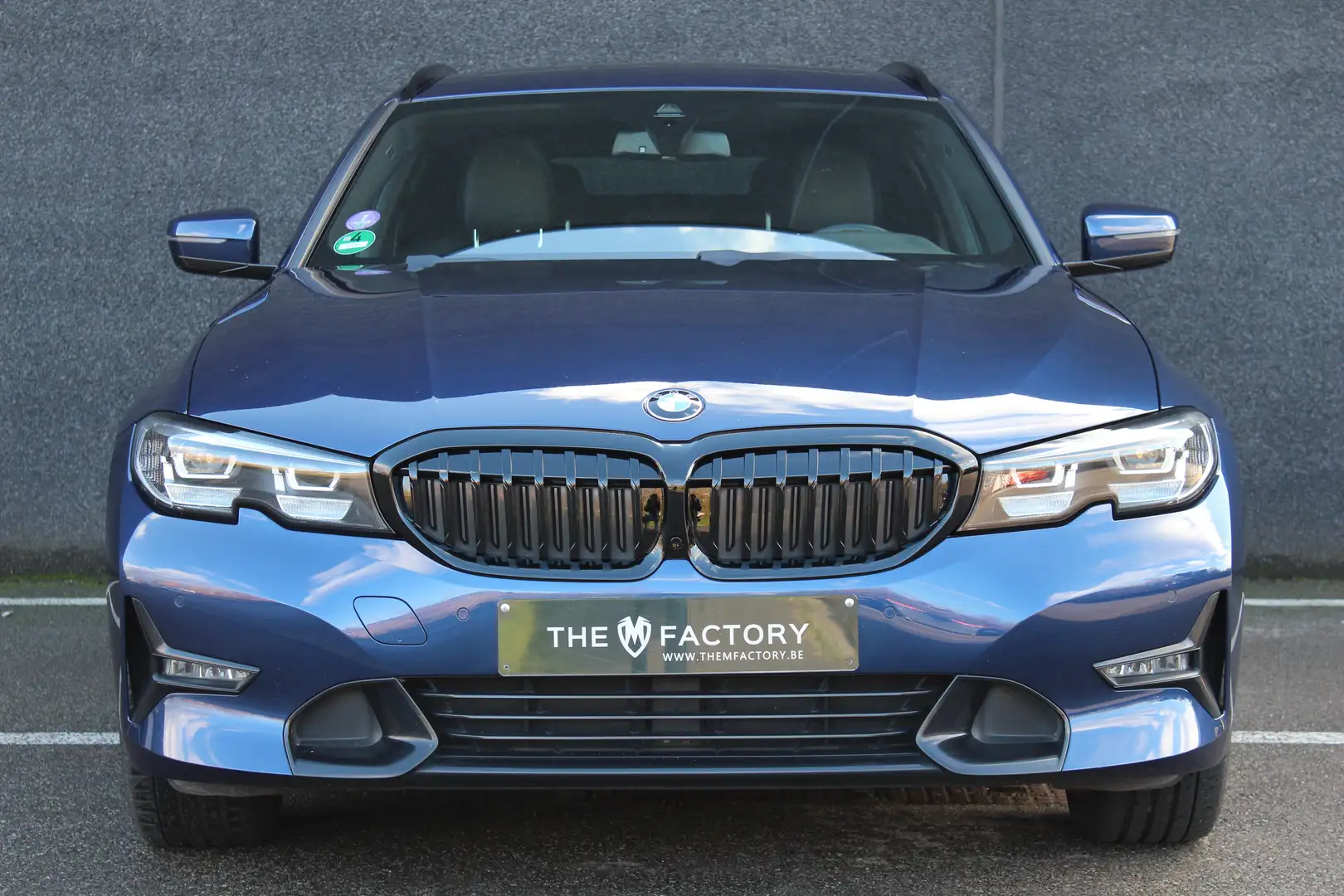 BMW 320 Touring - Automaat - Sport Line - Pano dak - HiFi Bleu - 2