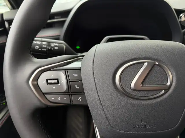 Lexus LBX view 11