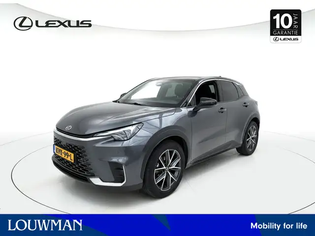 Lexus LBX