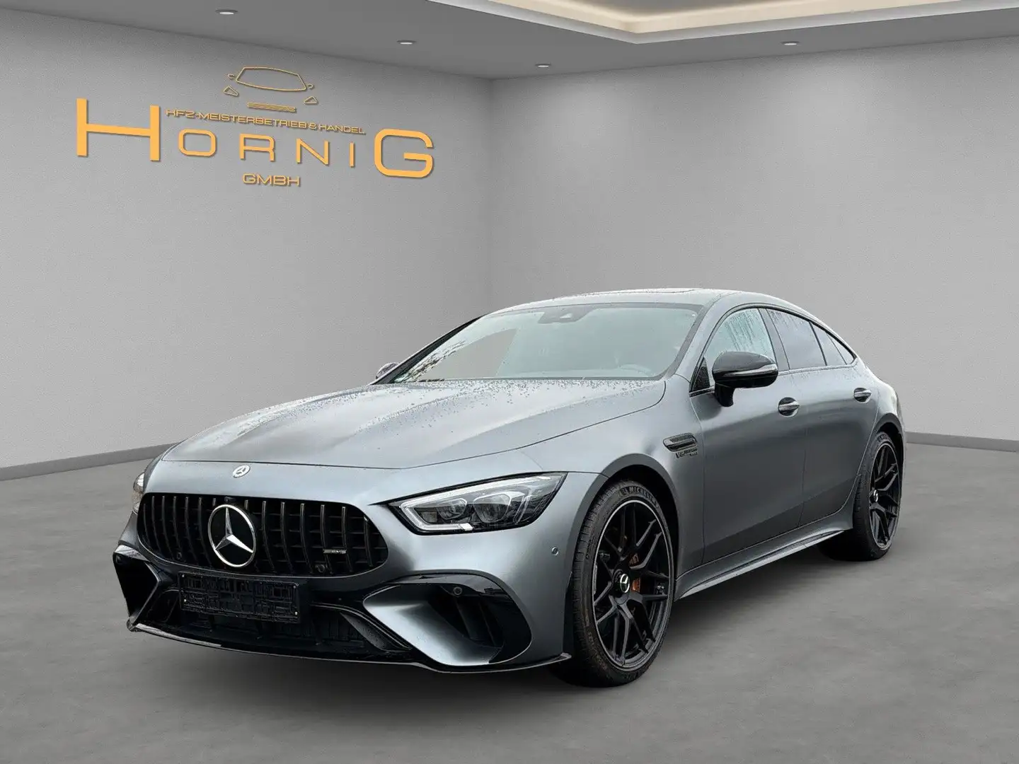 Mercedes-Benz AMG GT 4-trg. 63 S 4Matic+ Grau - 1