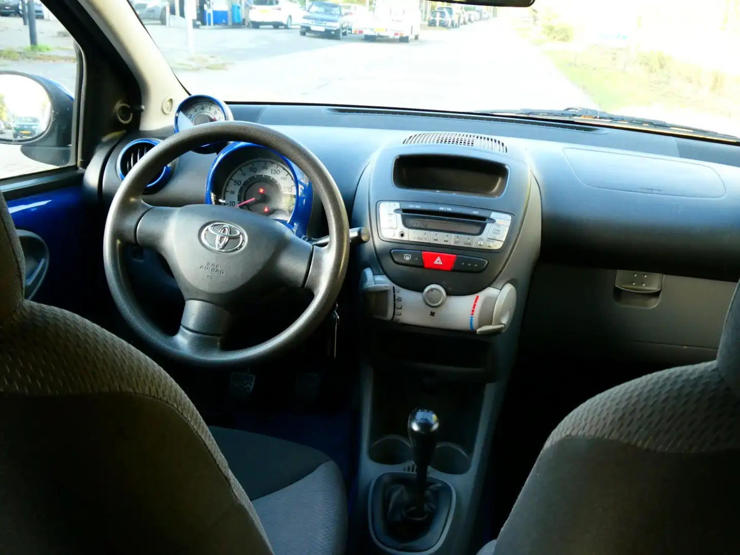 Toyota Aygo 1.0-12V 3-deurs Zuinig A-Label Degelijke Jap APK A Bleu - 2