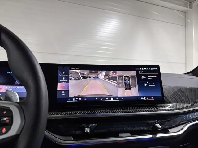 BMW X5 view 13
