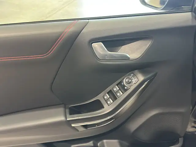 Ford Puma view 8