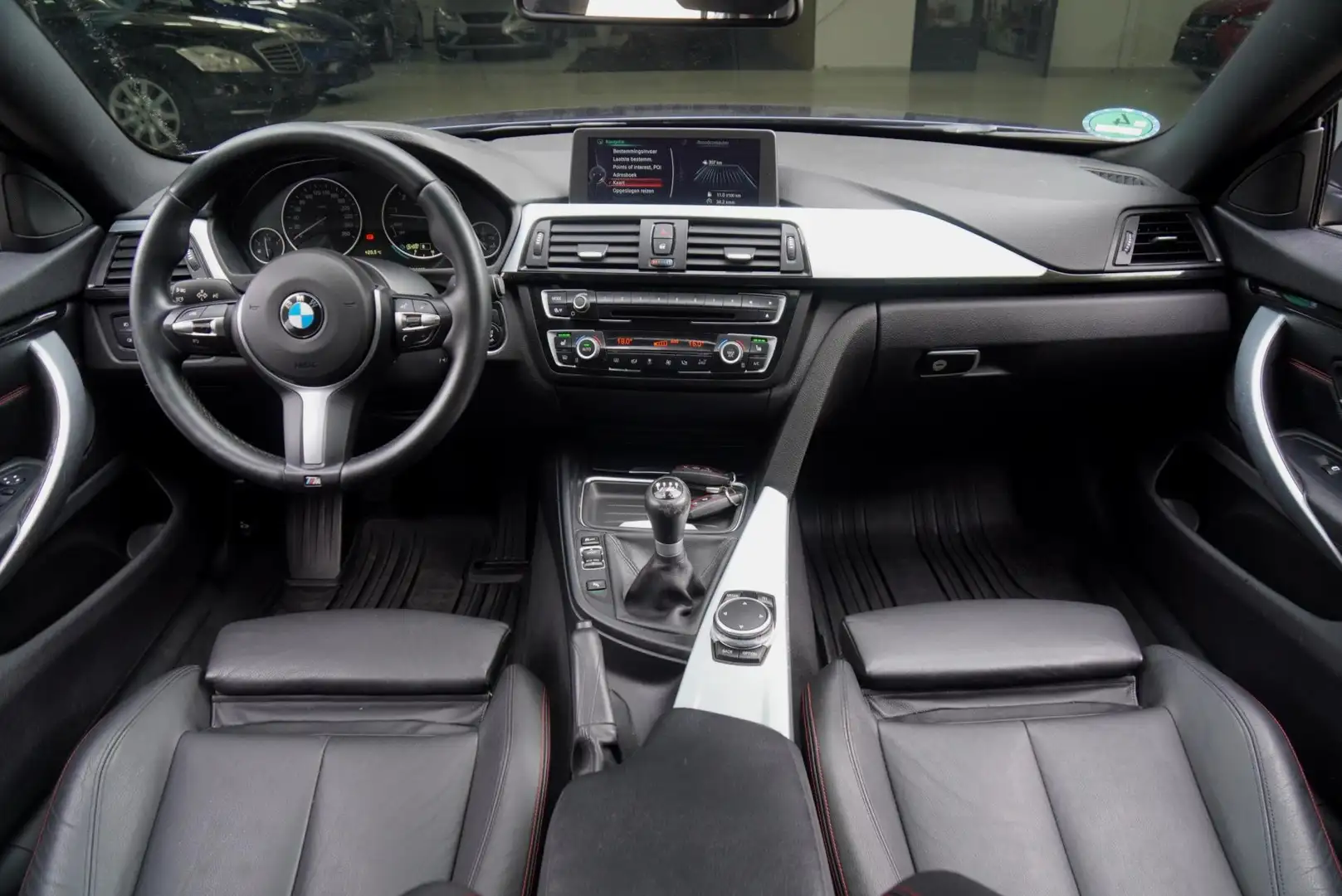 BMW 435 4-serie Gran Coupé 435i 306 PK High Exe SCH.DAK ME Blauw - 2