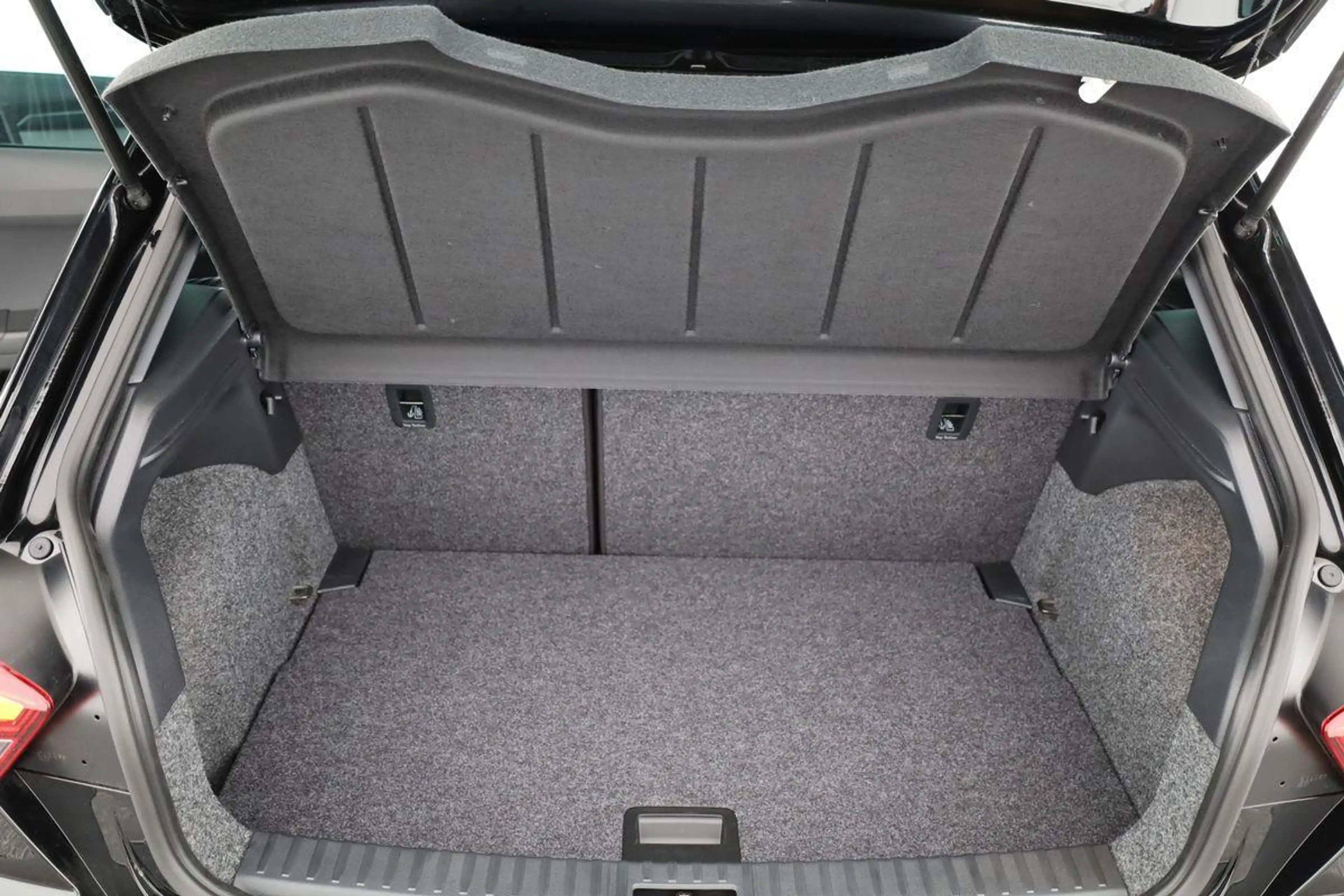 SEAT Ibiza 1.5 TSI 110 kW FR DSG FR, Pano, Navi, ACC, Kame... — photo 12