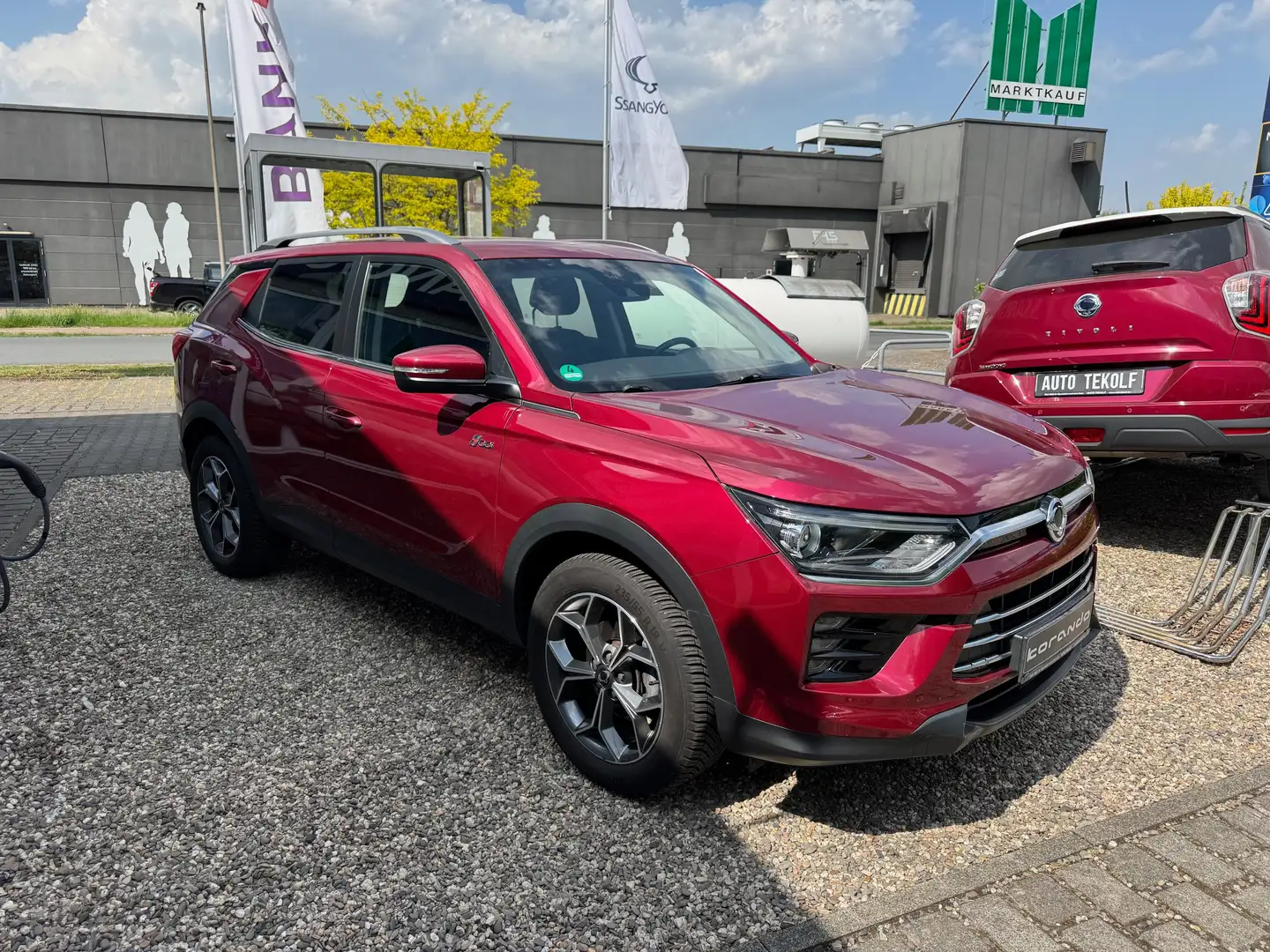 SsangYong Korando 1.5 T-GDi 2WD Quartz, Klimaautomatik, Allwetter. Rot - 2