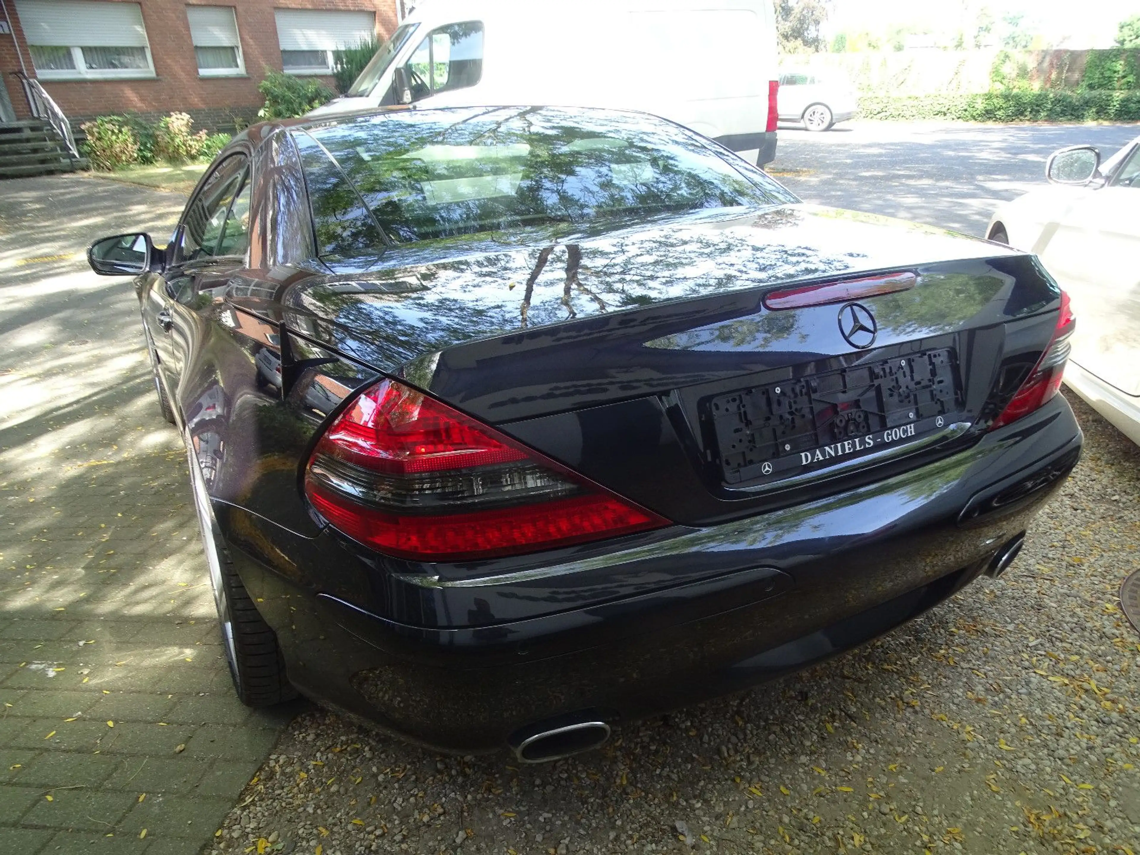 Mercedes-Benz SL 350 Leder Navi Voll — photo 30