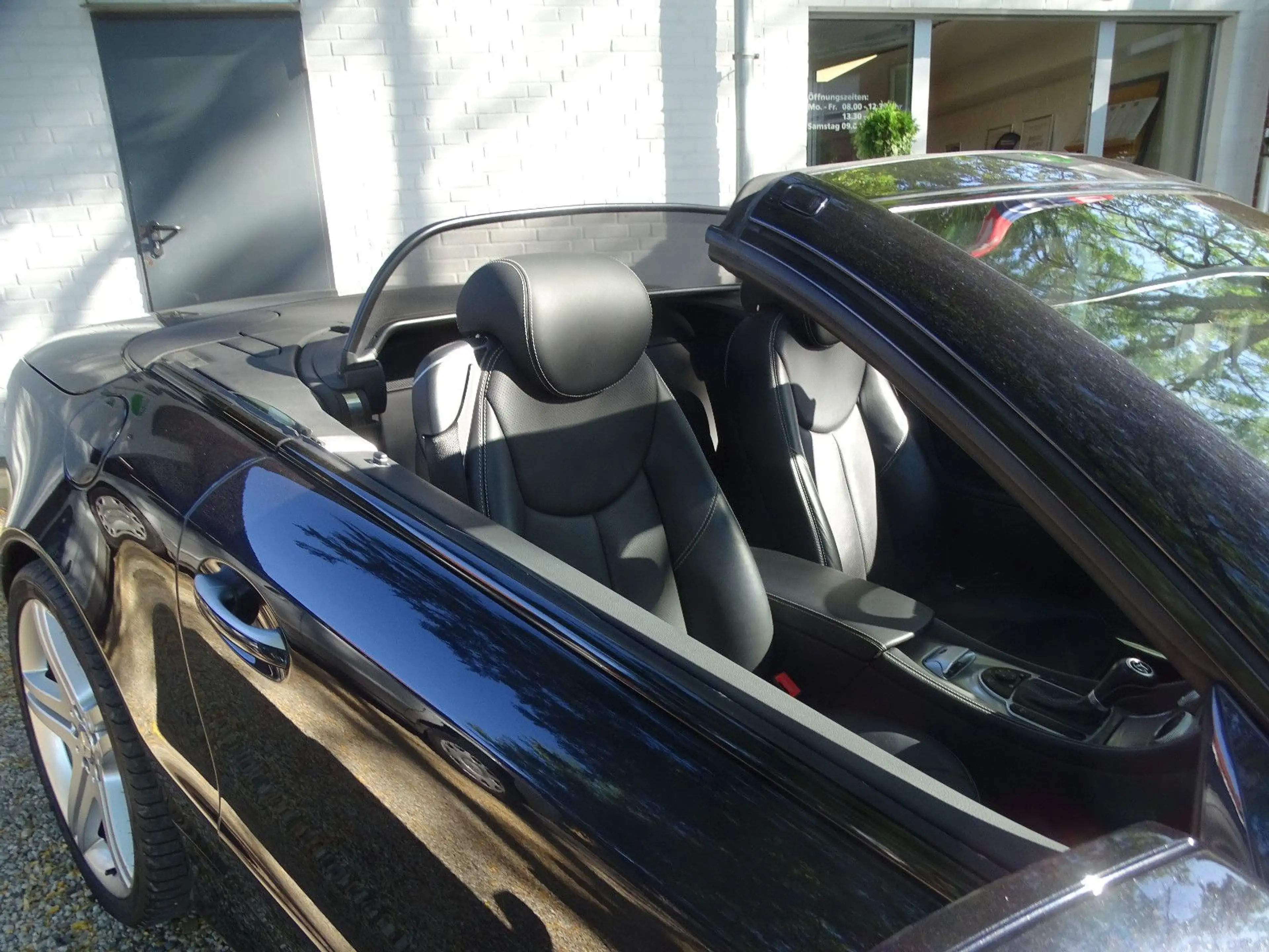 Mercedes-Benz SL 350 Leder Navi Voll — photo 23