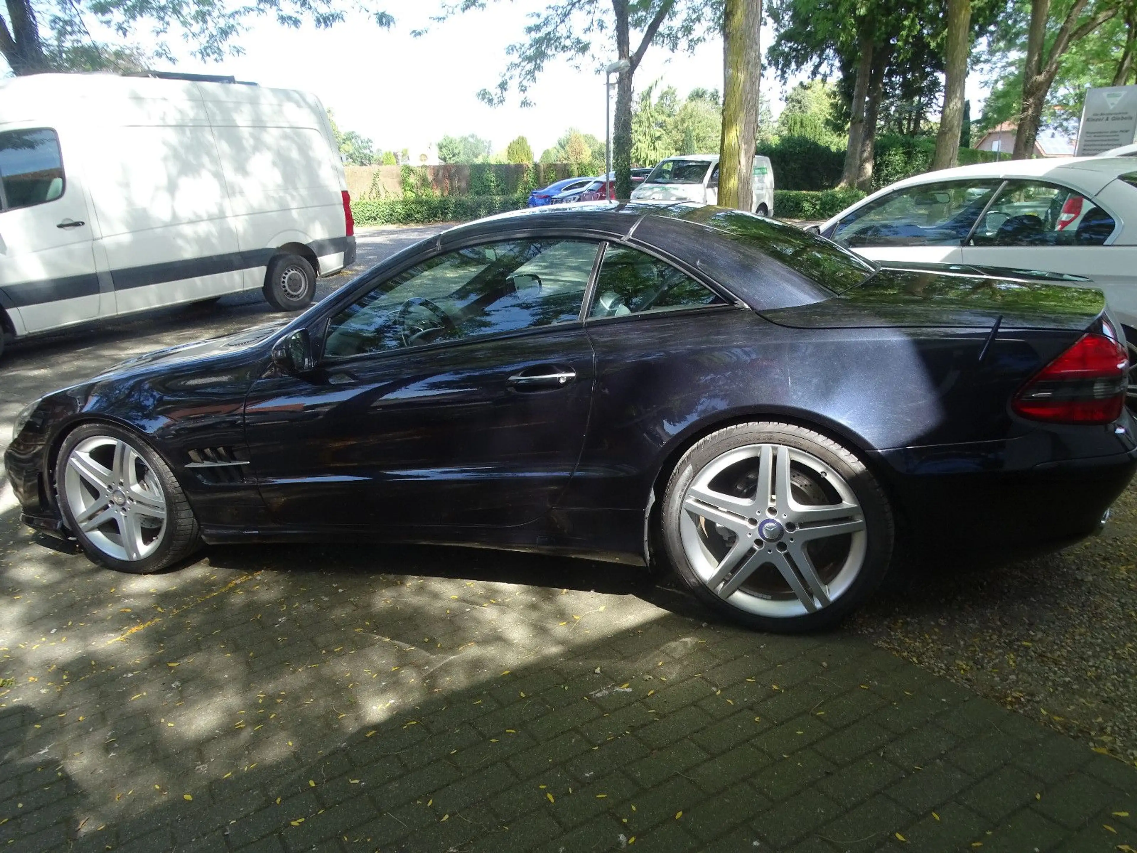 Mercedes-Benz SL 350 Leder Navi Voll — photo 27