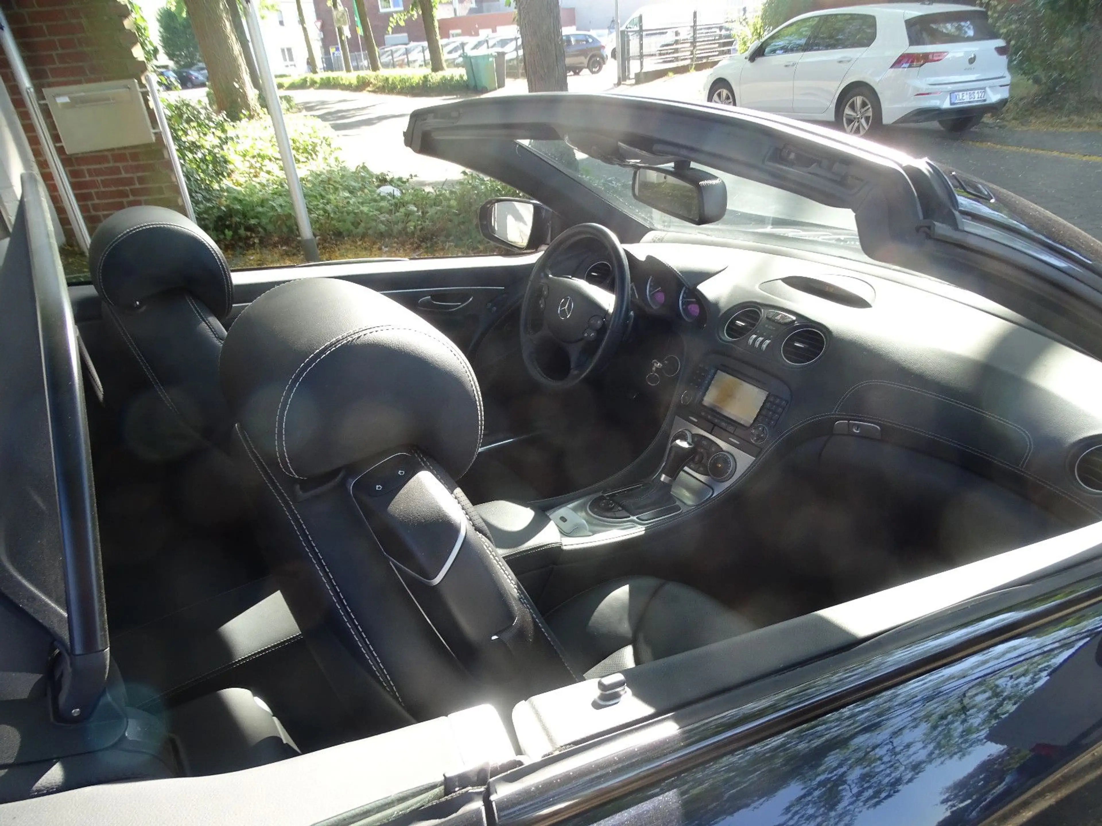 Mercedes-Benz SL 350 Leder Navi Voll — photo 24