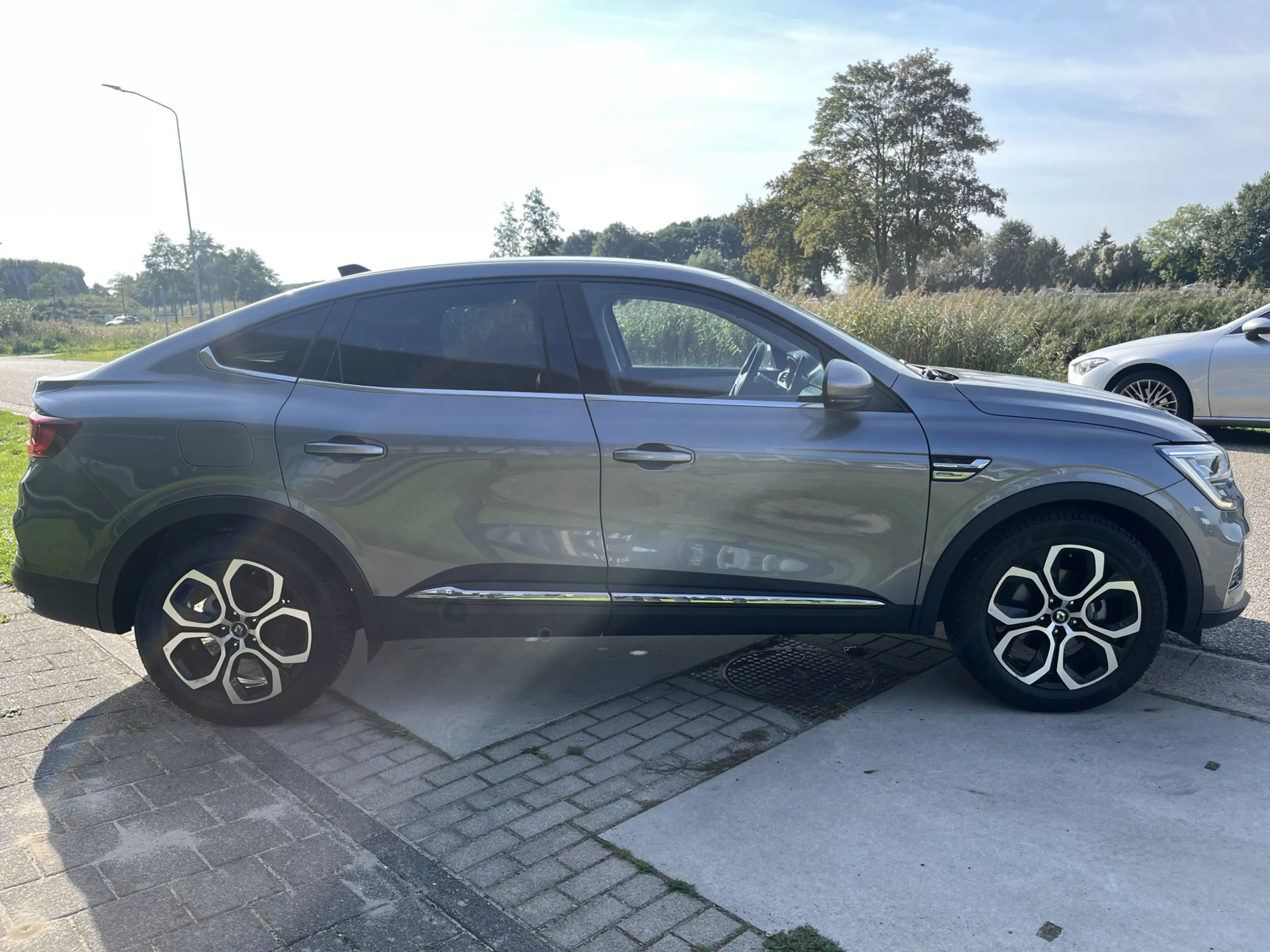 Renault Arkana 1.6 E-Tech Hybrid 145PK Intens / Automaat / Camera — photo 9