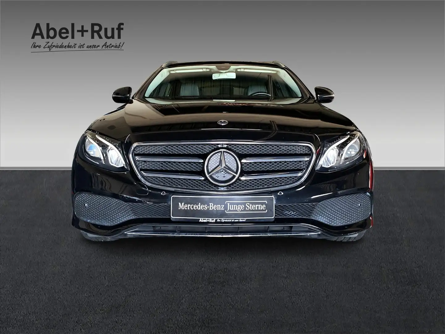 Mercedes-Benz E 200 T d AVANTGARDE+LED+Kamera+Ambi+TotW+AHK Schwarz - 2