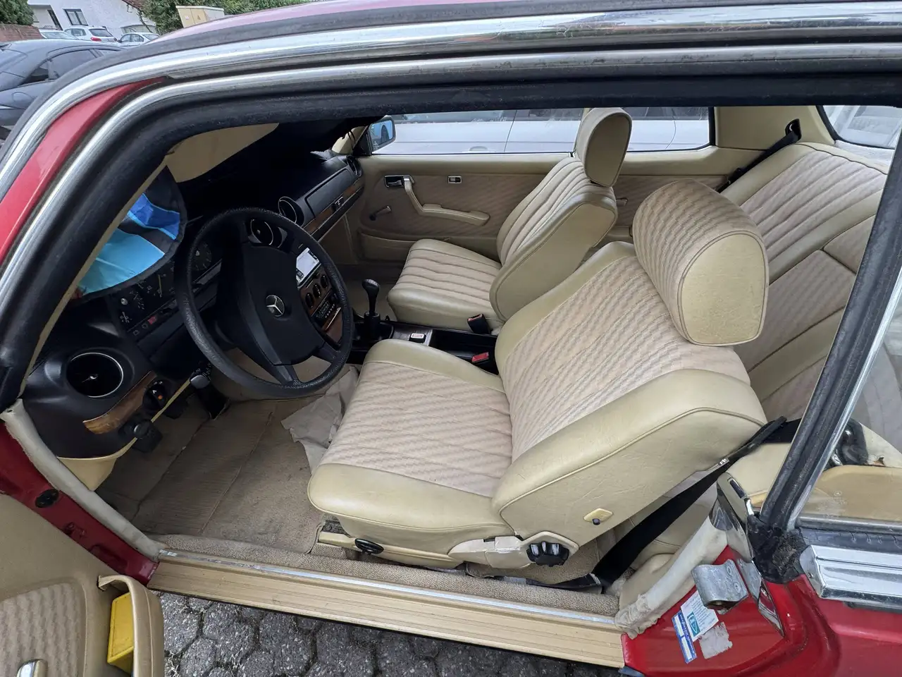 Mercedes-Benz Baureihe 123 280 CE, foto 7