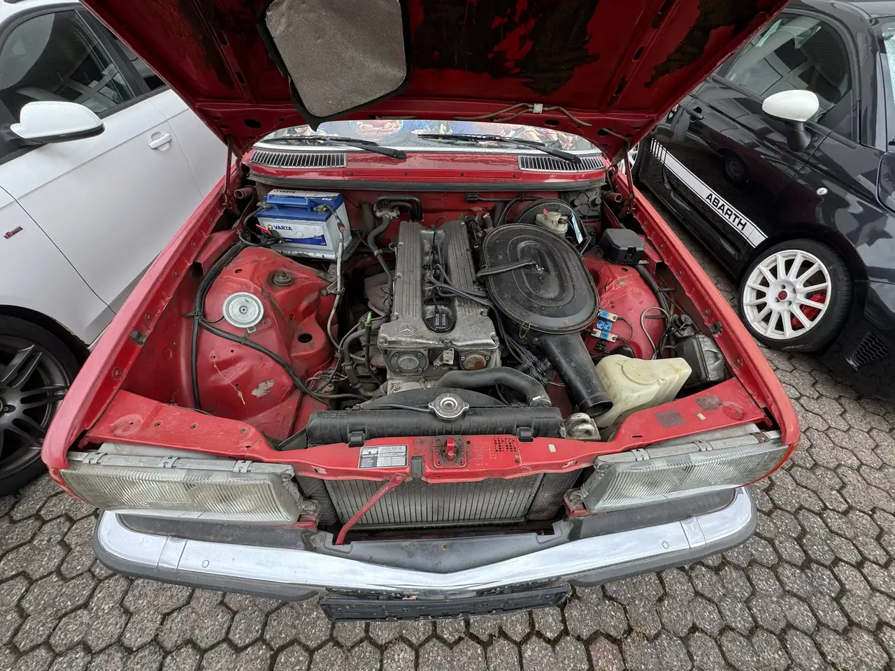 Mercedes-Benz Baureihe 123 280 CE, foto 3