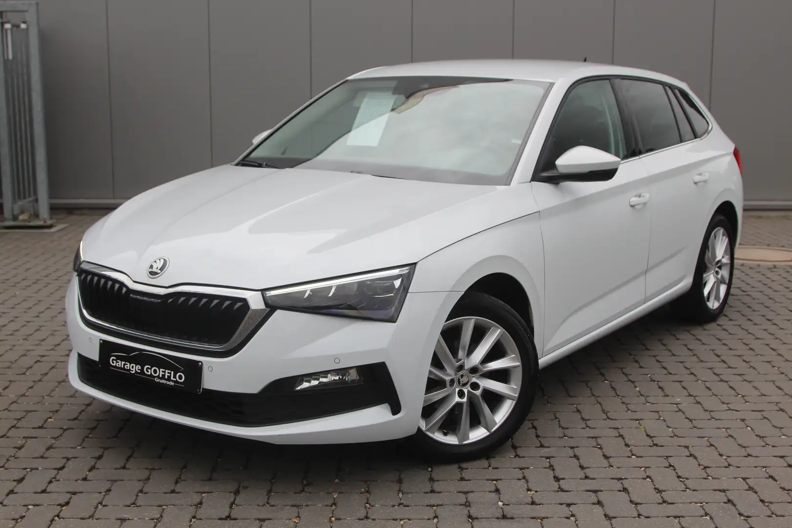 Skoda Scala 1.0 TSI - 71.309KM - 2020 Wit - 1