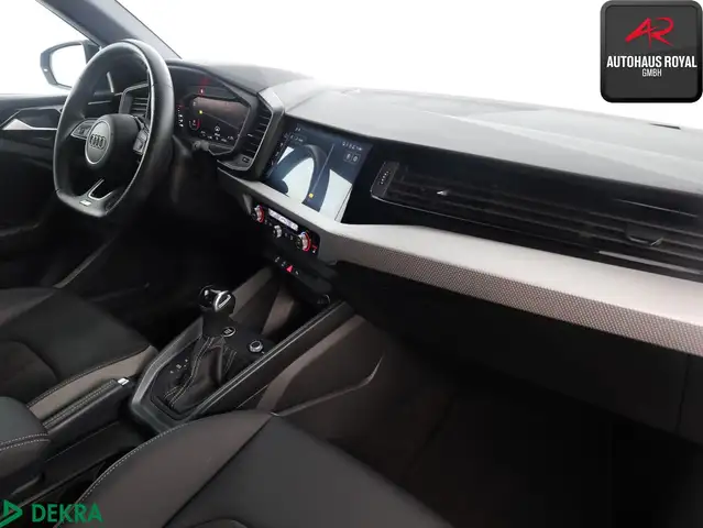 Audi A1 view 11