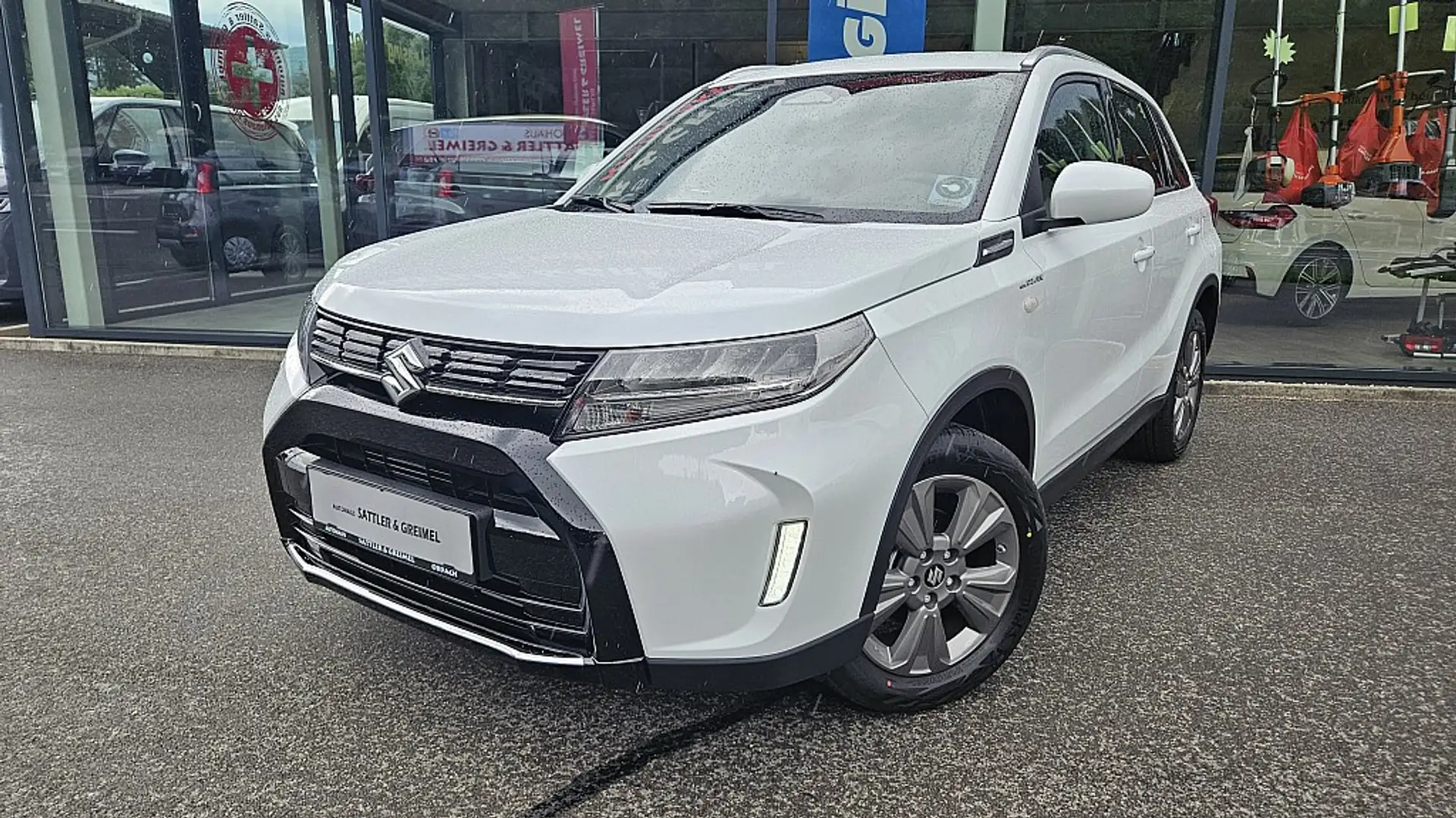 Suzuki Vitara 1,4 DITC Hybrid ALLGRIP shine Weiß - 1