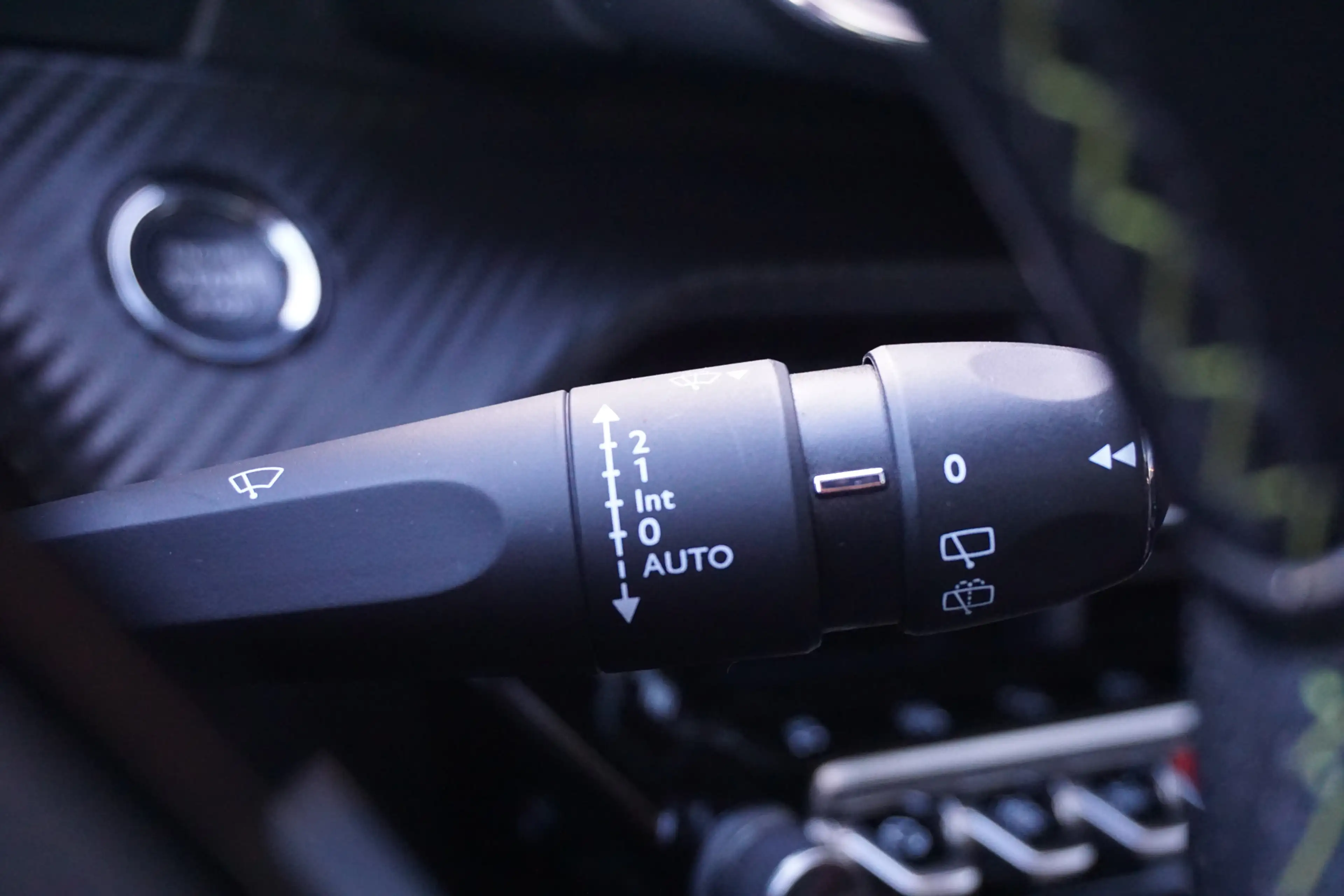Peugeot e-2008 EV GT 50 kWh Trekhaak | ACC | Camera *All in prijs — photo 17