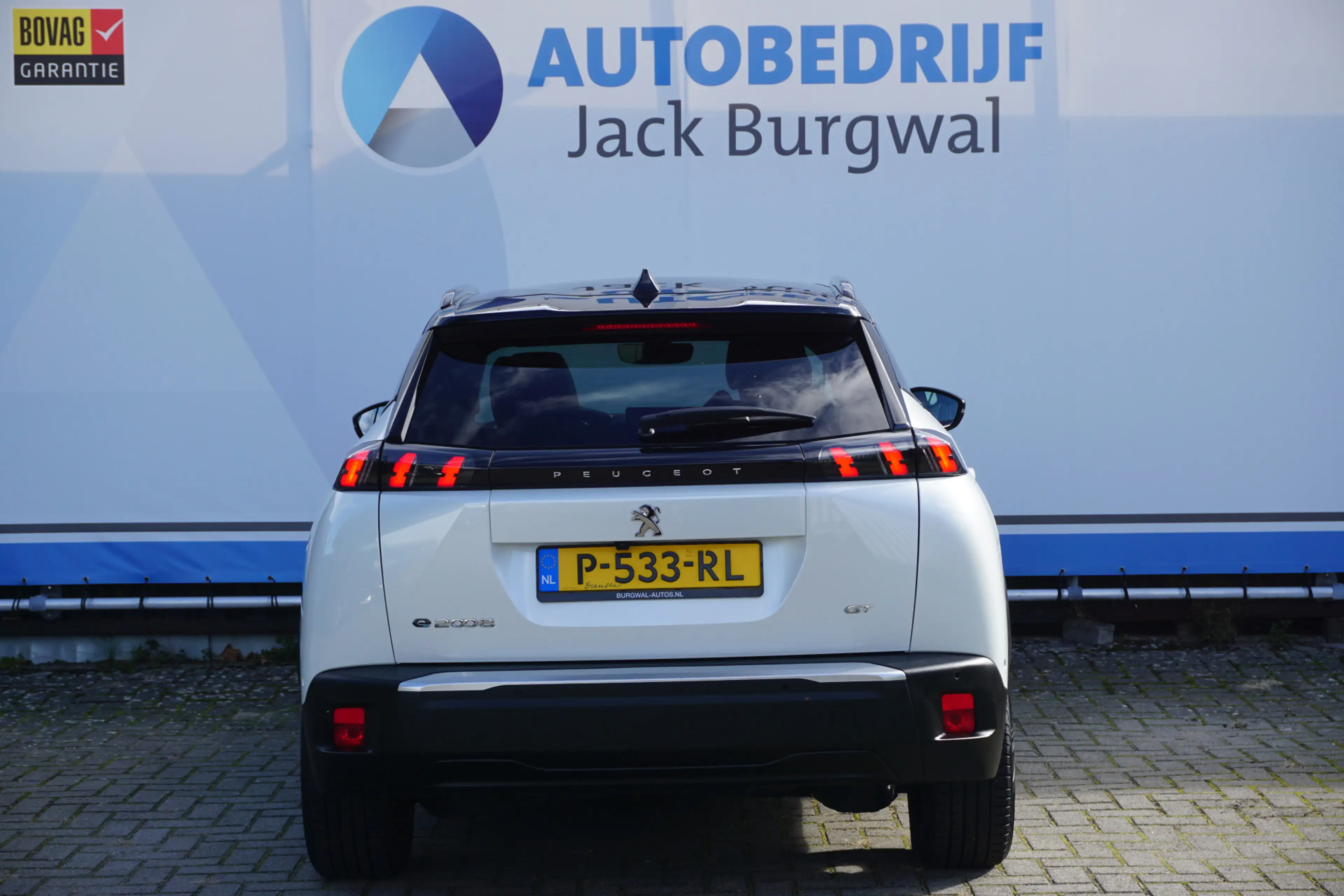Peugeot e-2008 EV GT 50 kWh Trekhaak | ACC | Camera *All in prijs — photo 4
