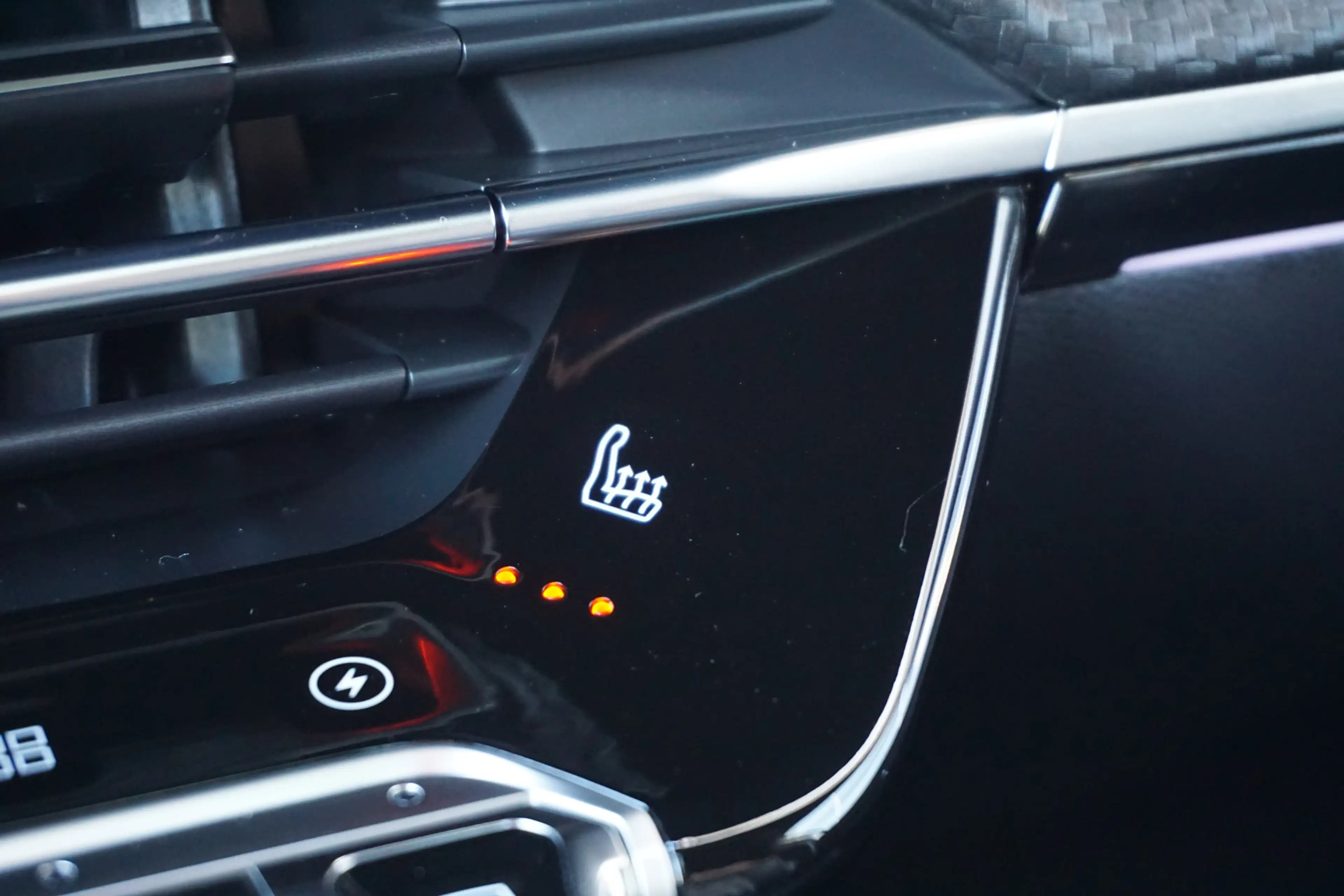 Peugeot e-2008 EV GT 50 kWh Trekhaak | ACC | Camera *All in prijs — photo 28