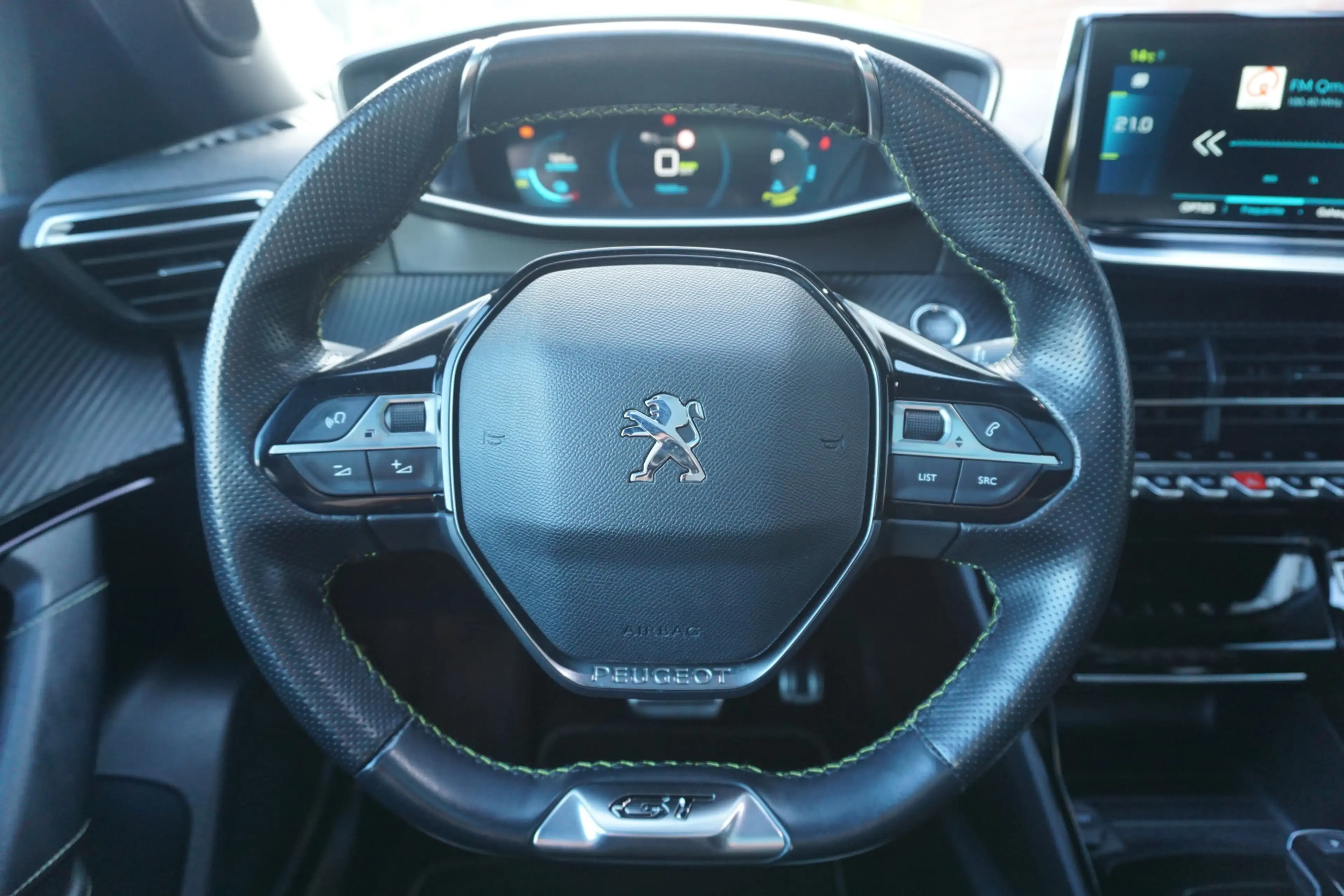 Peugeot e-2008 EV GT 50 kWh Trekhaak | ACC | Camera *All in prijs — photo 11