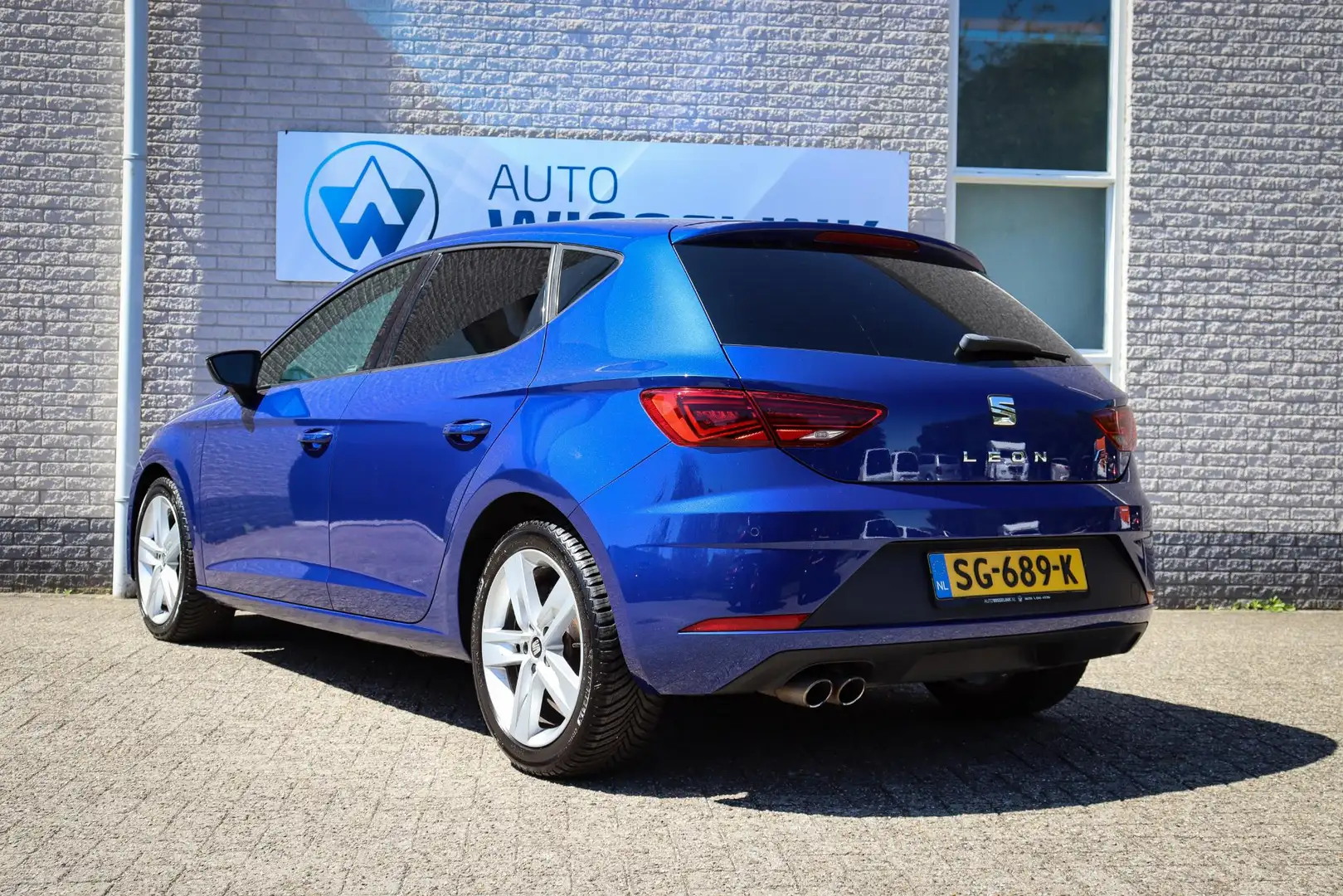 SEAT Leon 1.4 EcoTSI FR Business Intense Blau - 2