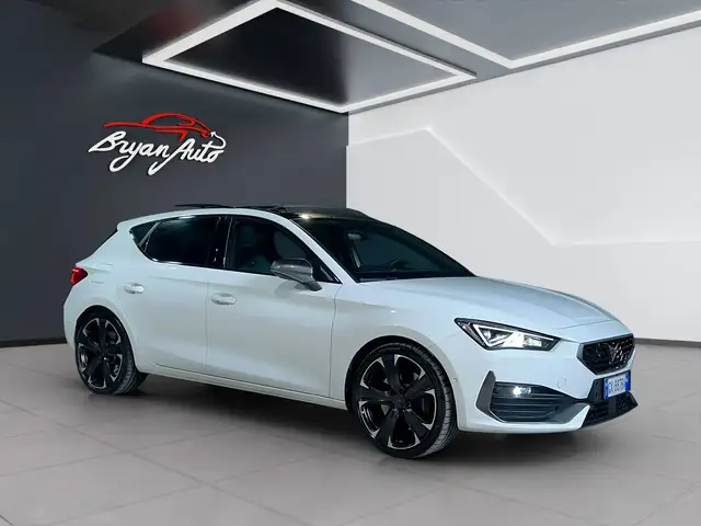 Cupra Leon view 2