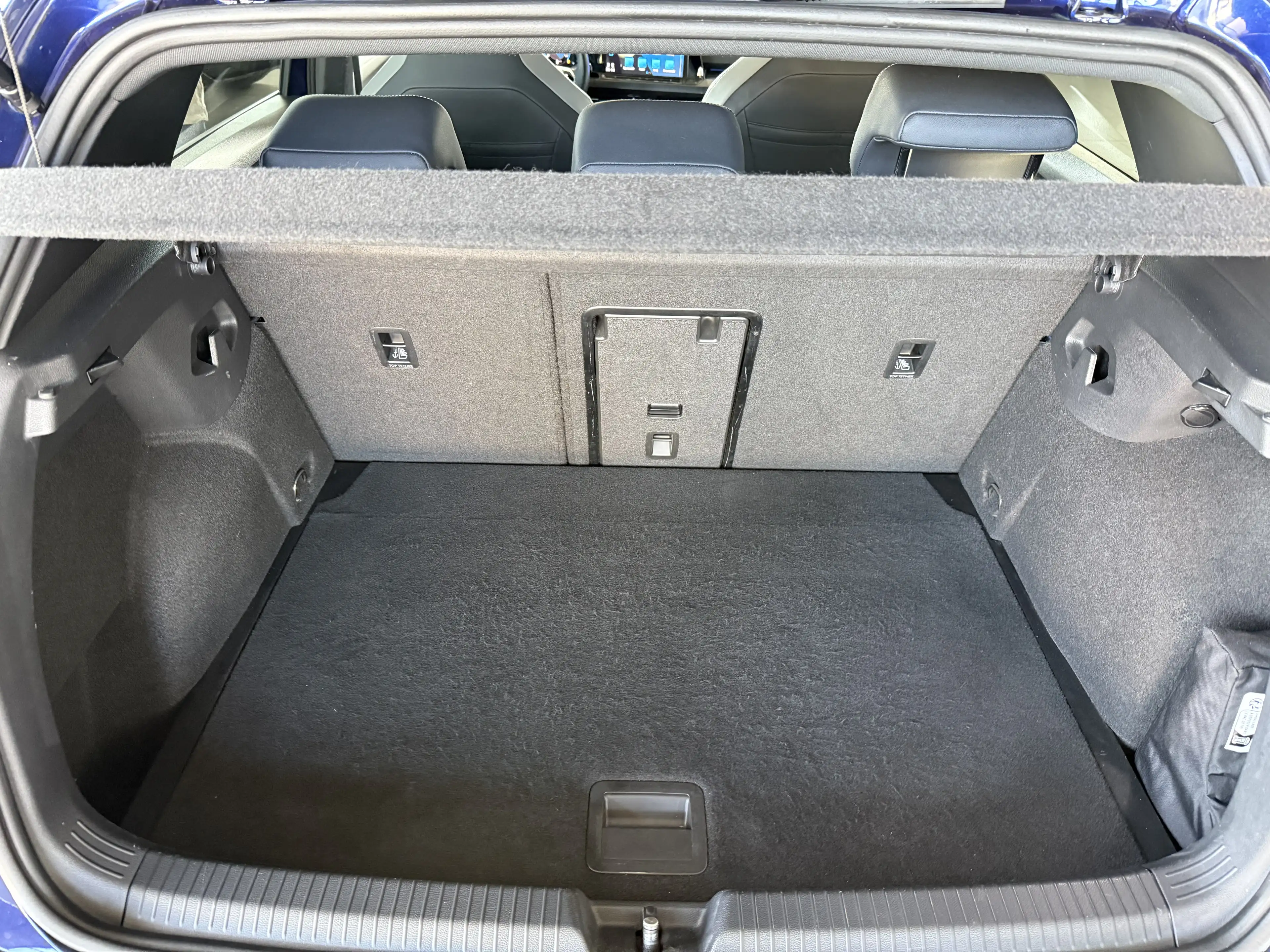 Volkswagen Golf GTD ACC/Kamera/Sitzheizung&Belüftung/Werksgarantie — photo 3
