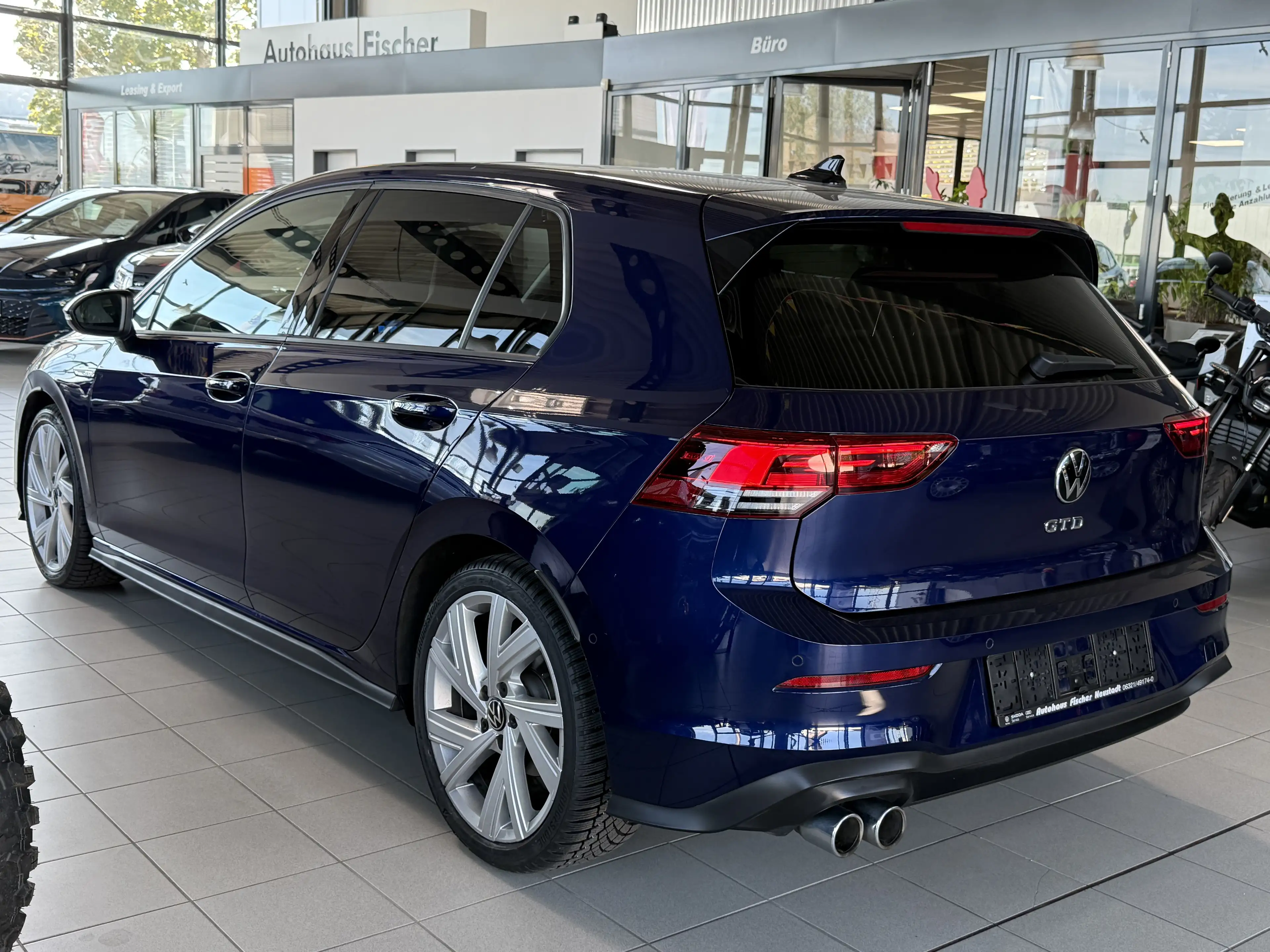 Volkswagen Golf GTD ACC/Kamera/Sitzheizung&Belüftung/Werksgarantie — photo 2