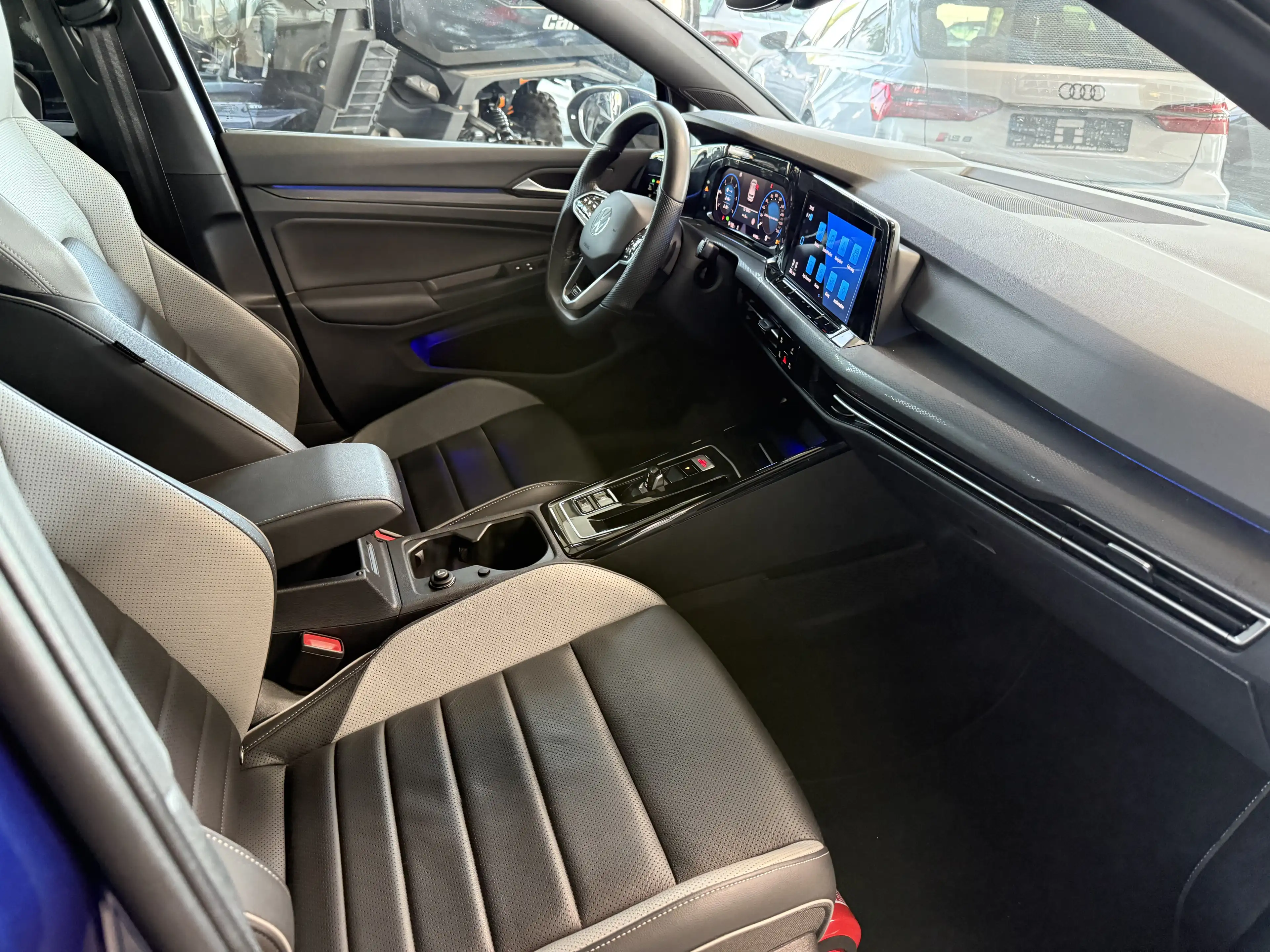 Volkswagen Golf GTD ACC/Kamera/Sitzheizung&Belüftung/Werksgarantie — photo 12